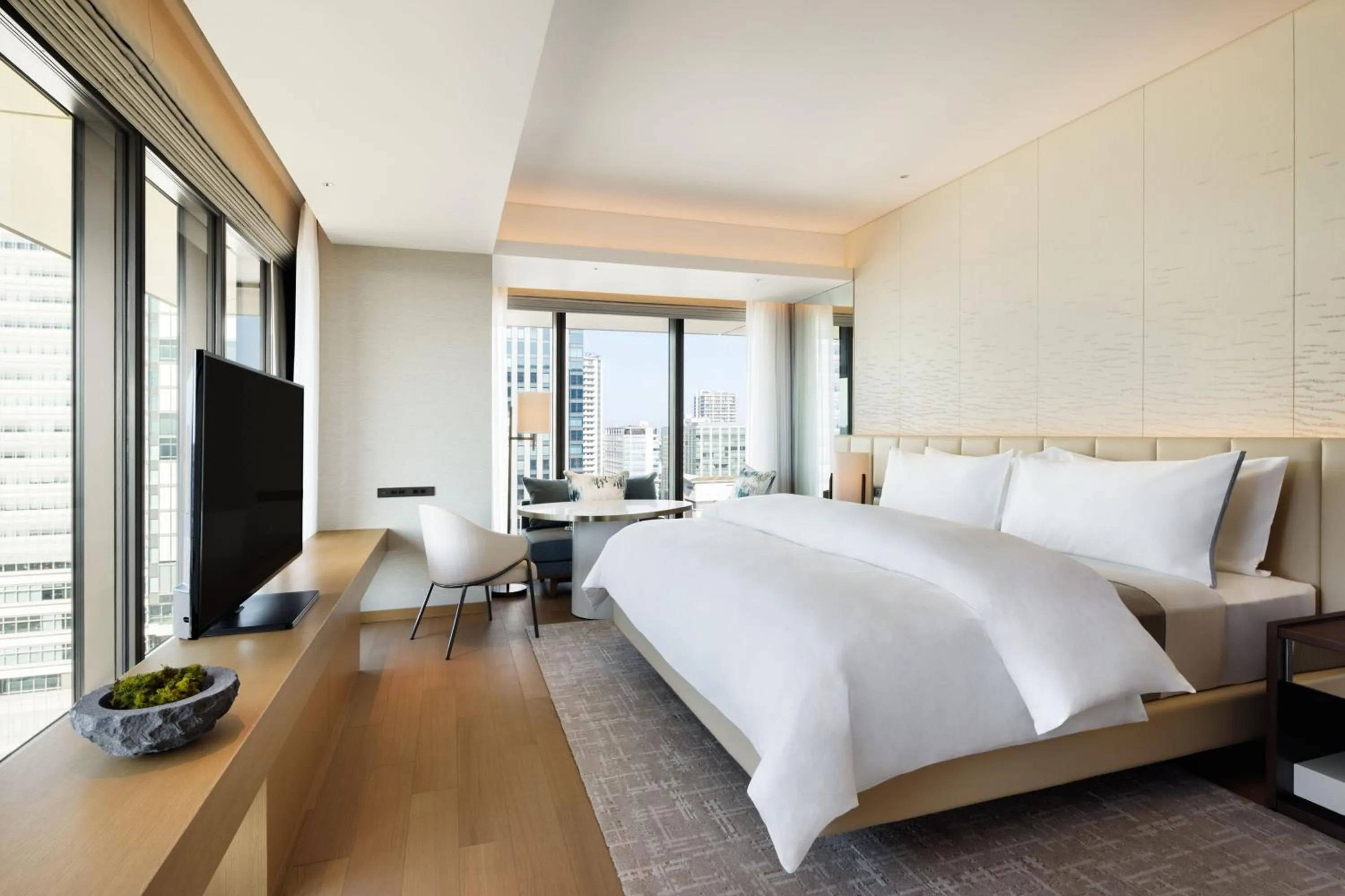 Photo of the whole room, Bed in The Westin Yokohama