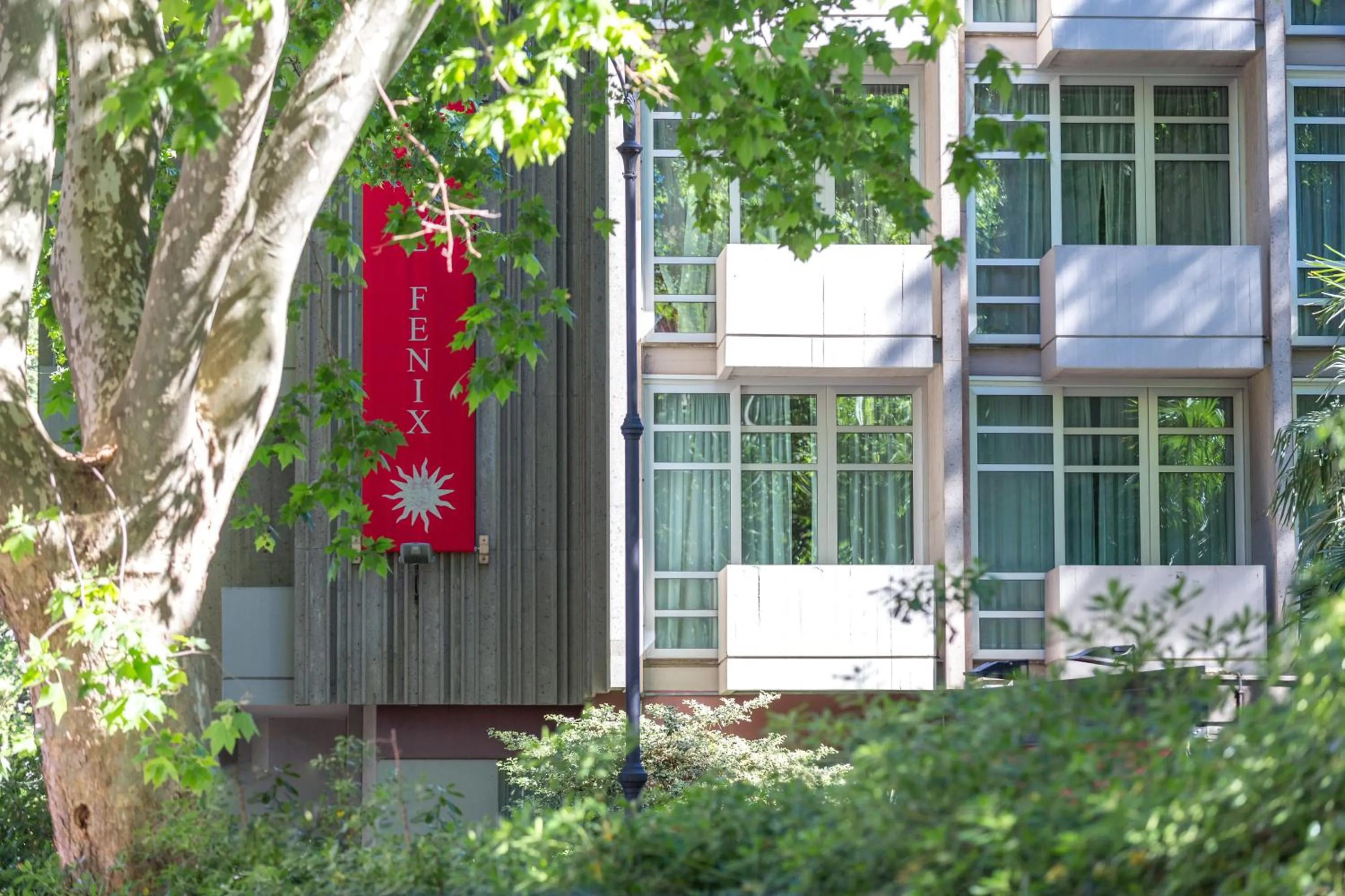 Property building in Hotel Fenix