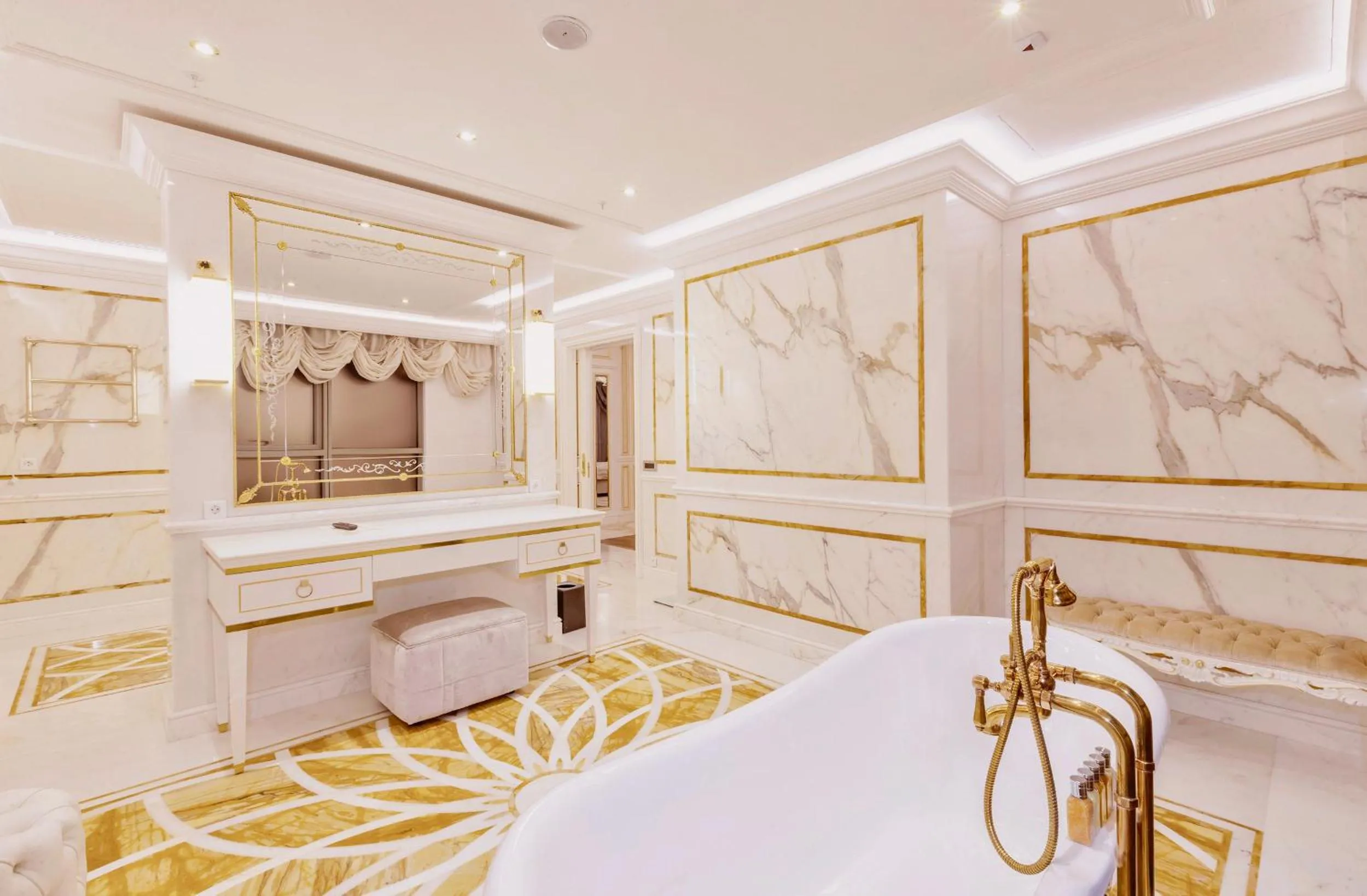 Bathroom, Bed in Hilton Samarkand Regency