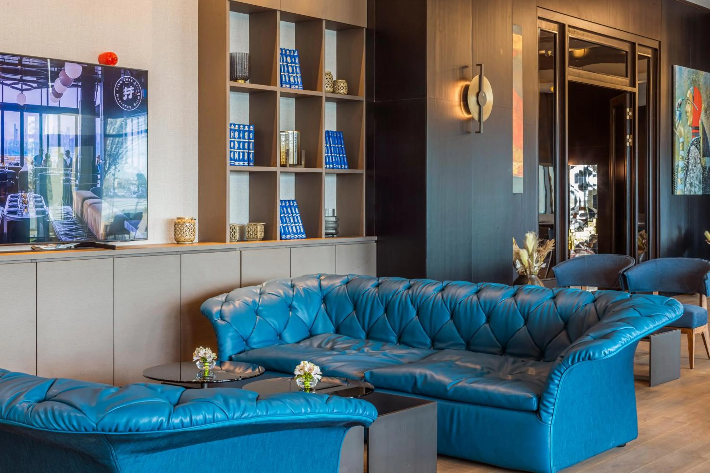 Restaurant/places to eat in Hilton Samarkand Regency