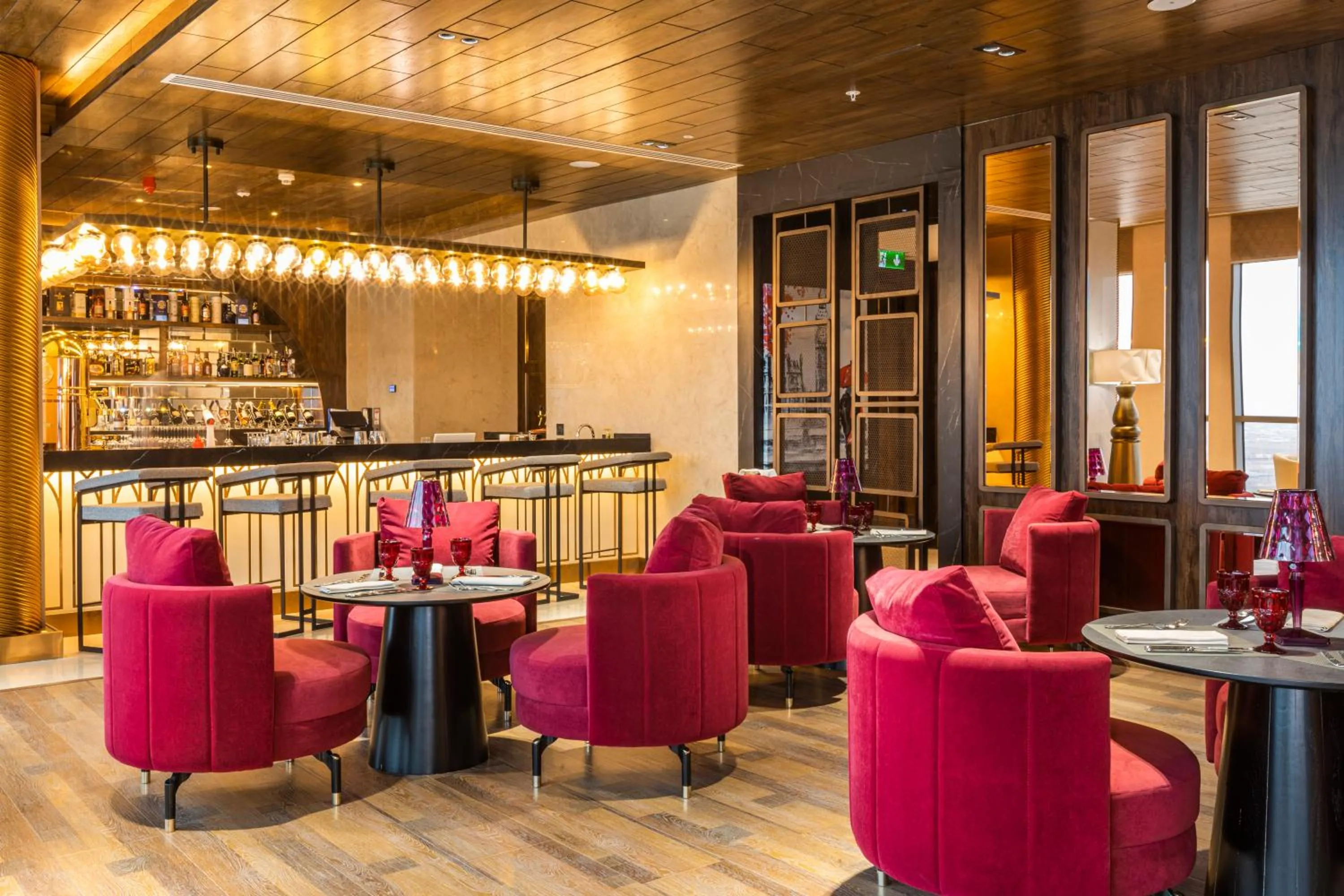 Restaurant/places to eat in Hilton Samarkand Regency