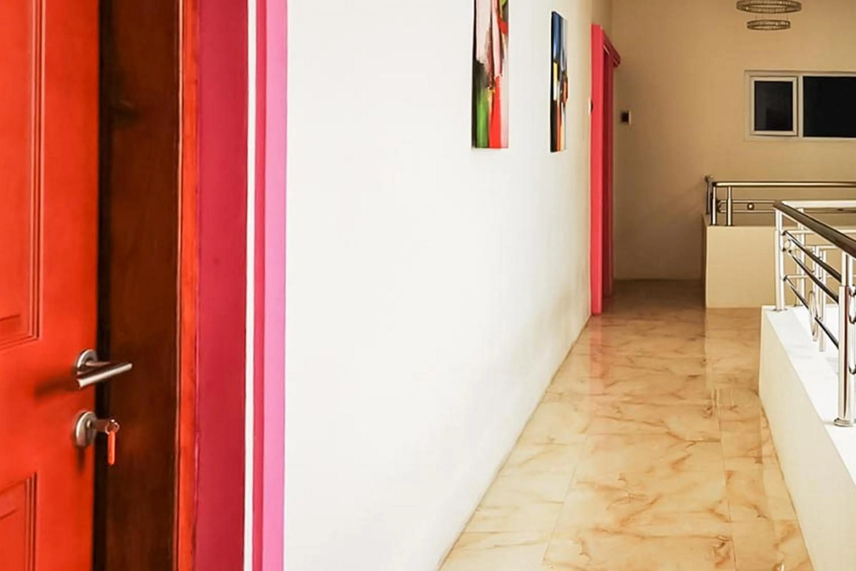 RedDoorz Plus @ Taman Madiun