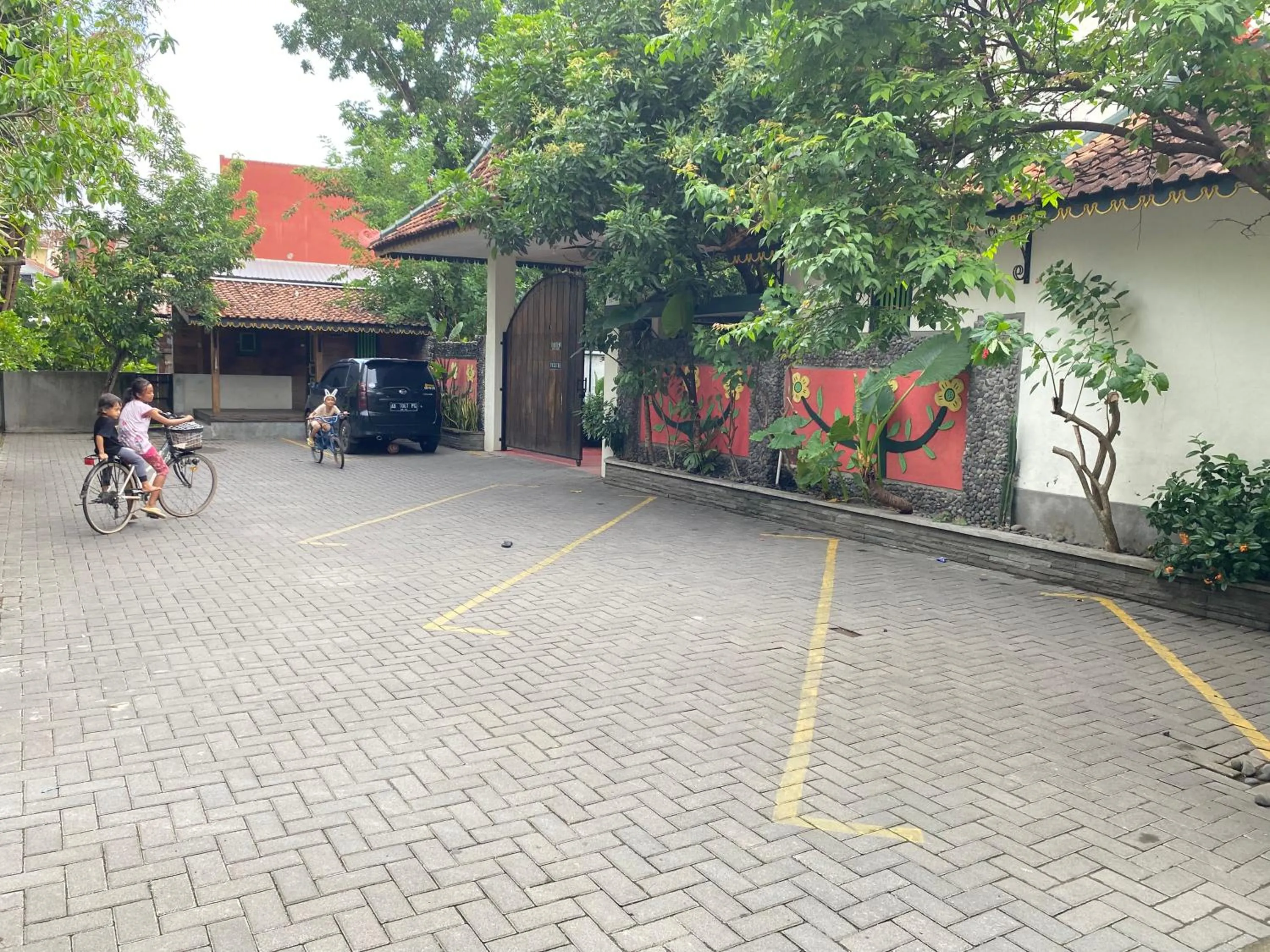 Sonosewu Guesthouse Syariah