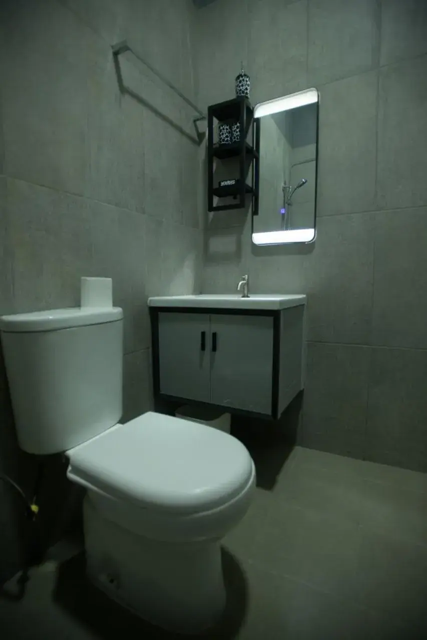 Deluxe Double Room - single occupancy in The Bilimbi Guesthouse & Inn Deluxe Double Room - single occupancy in The Bilimbi Guesthouse & Inn