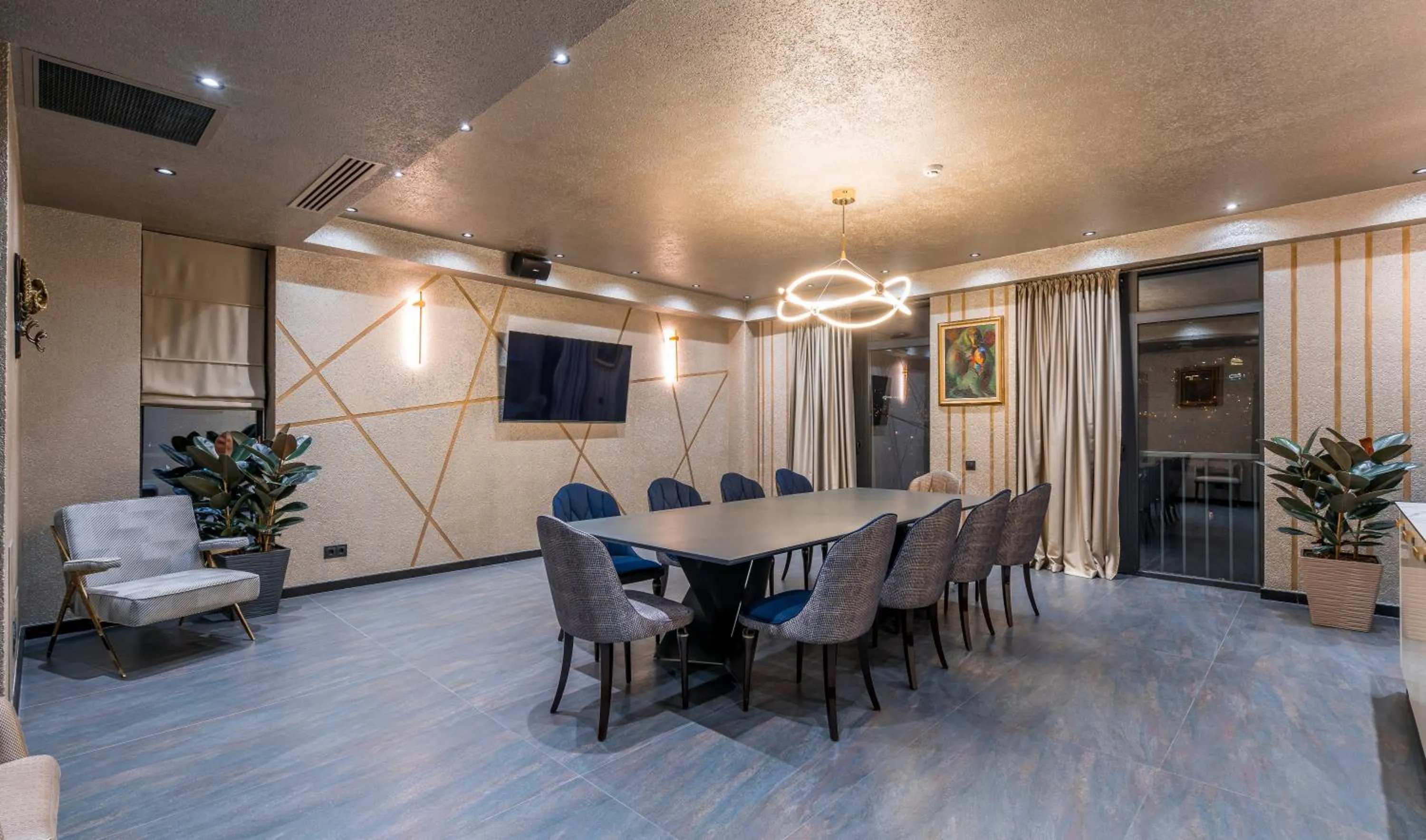 Restaurant/places to eat in Onyx City Center