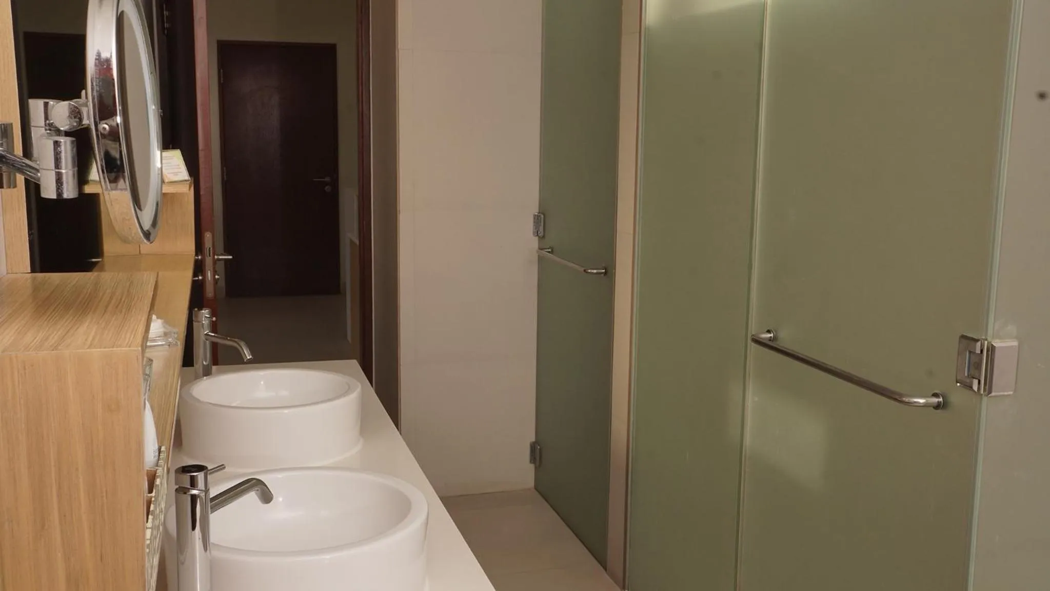 Shower in Costa Pacifica Resort