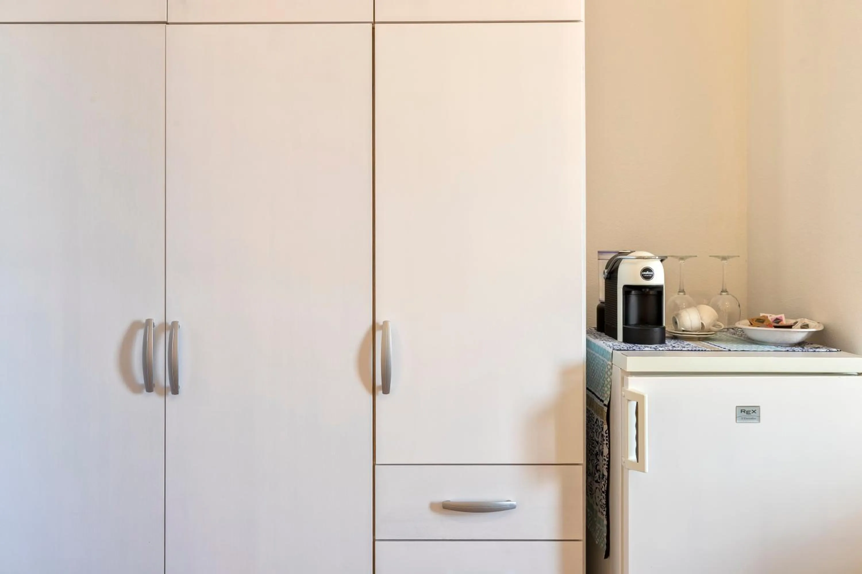 Coffee/tea facilities in Sardinia Guest House - Adults Only