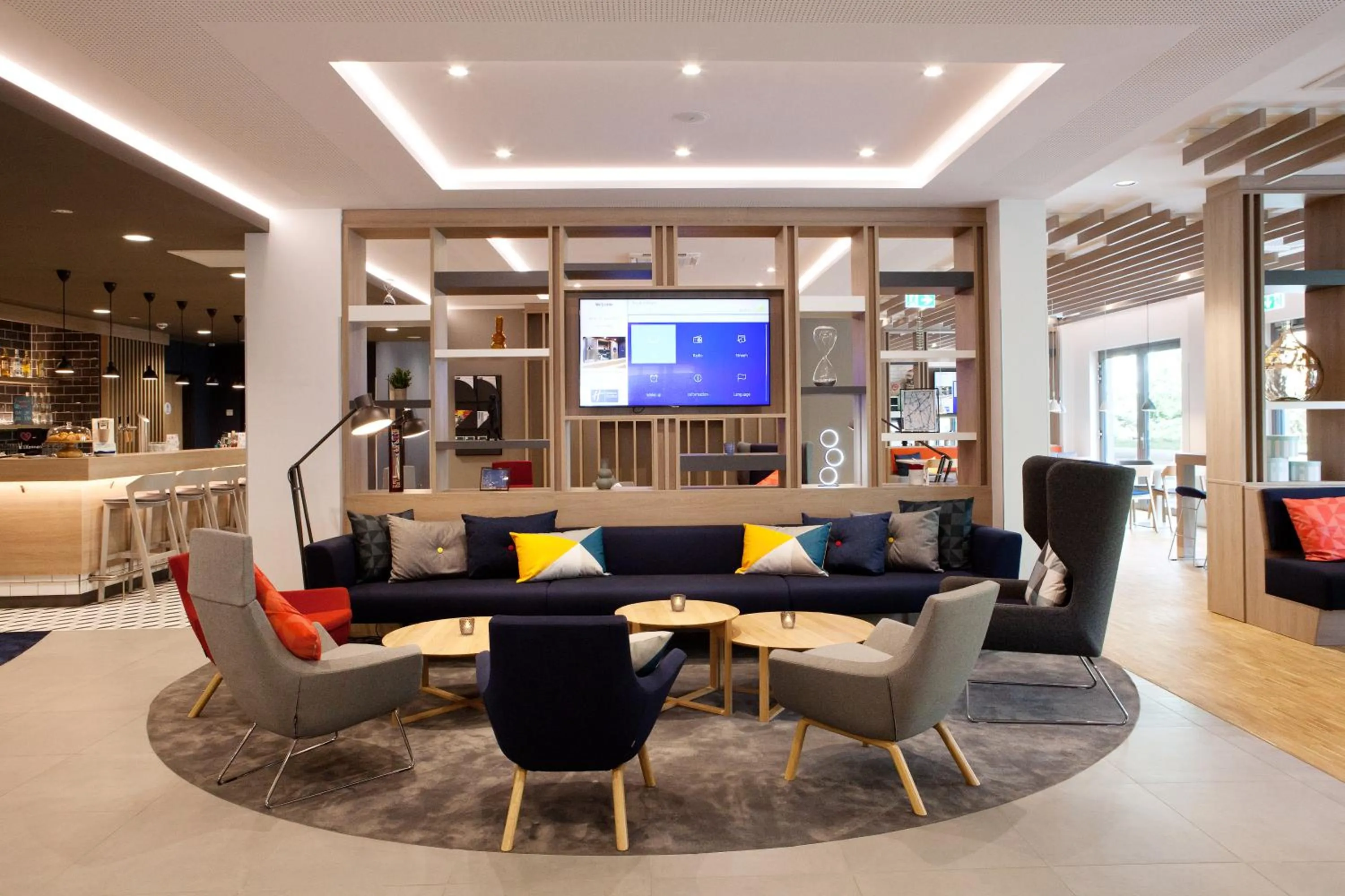 Lobby or reception in Holiday Inn Express Fürth by IHG