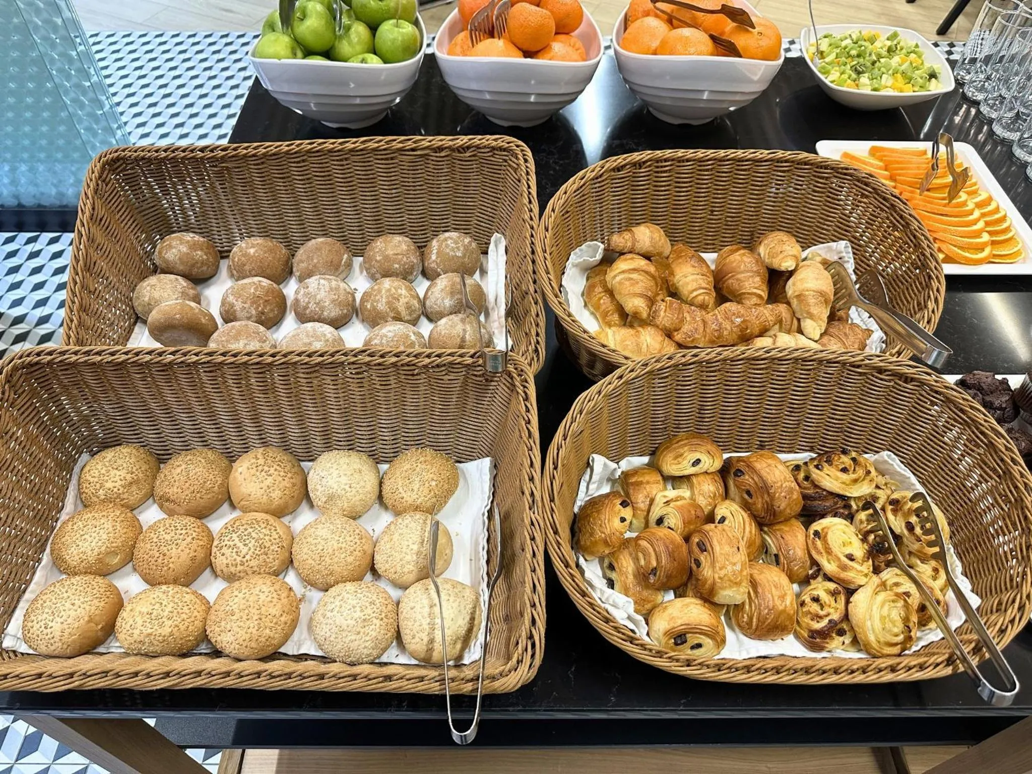 Breakfast in Holiday Inn Express Tbilisi Avlabari by IHG