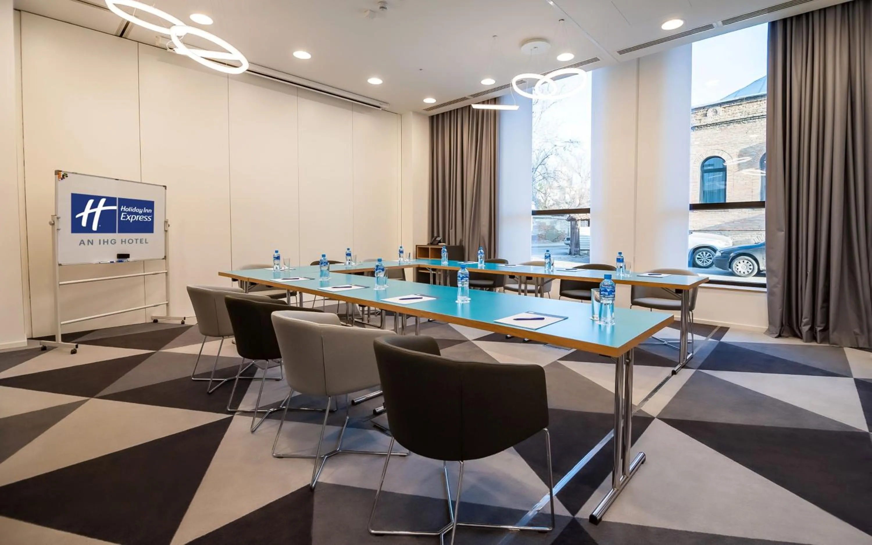 Meeting/conference room in Holiday Inn Express Tbilisi Avlabari by IHG