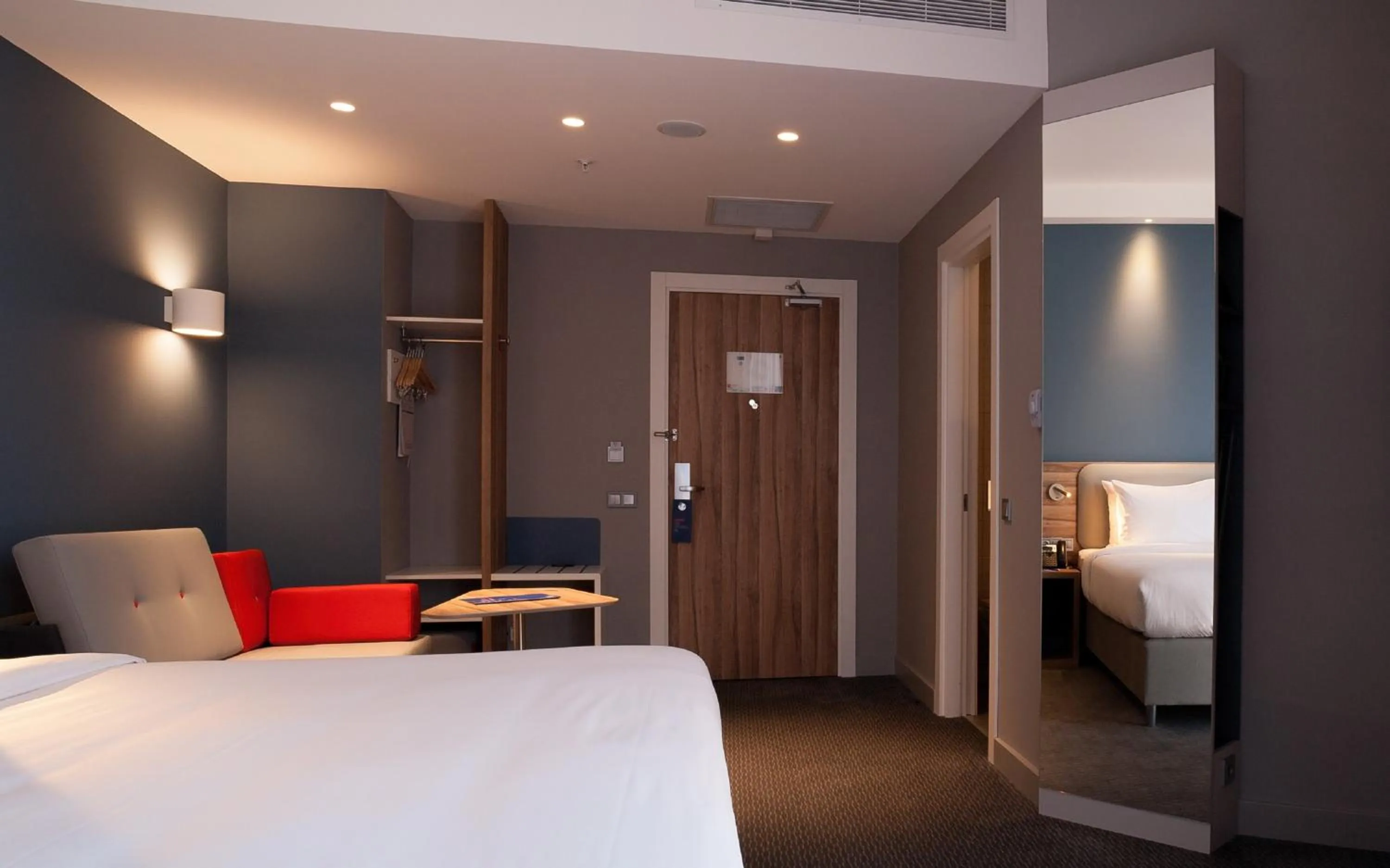 Photo of the whole room, Bed in Holiday Inn Express Tbilisi Avlabari by IHG