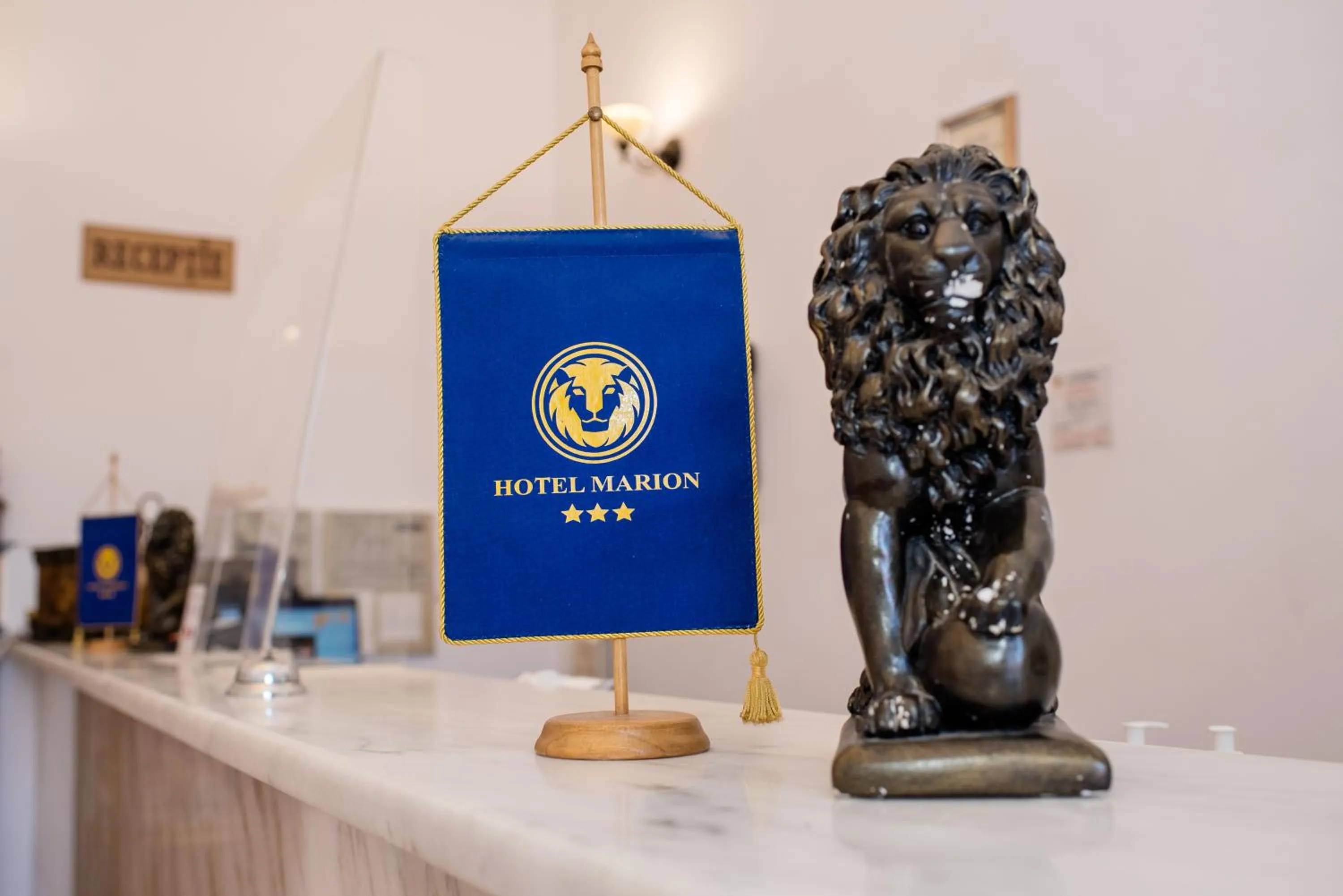 HOTEL MARION