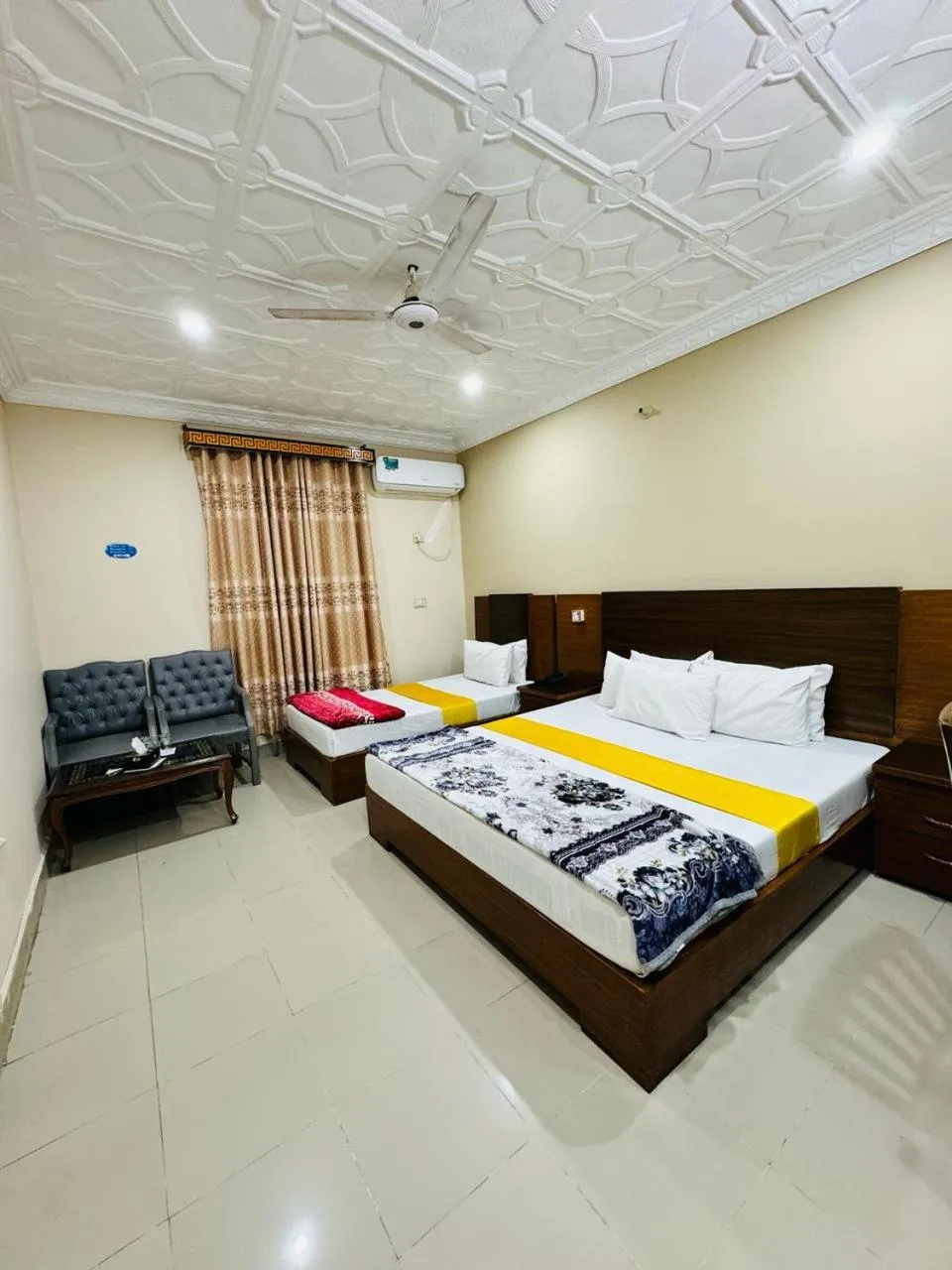 Bed in Hotel Royal Star