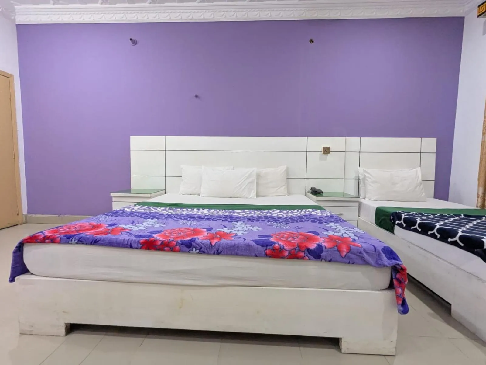 Bed in Hotel Royal Star