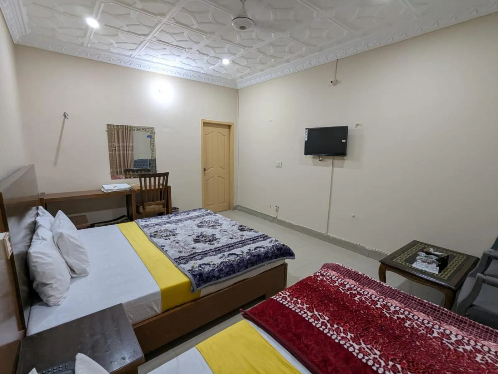 Bed in Hotel Royal Star