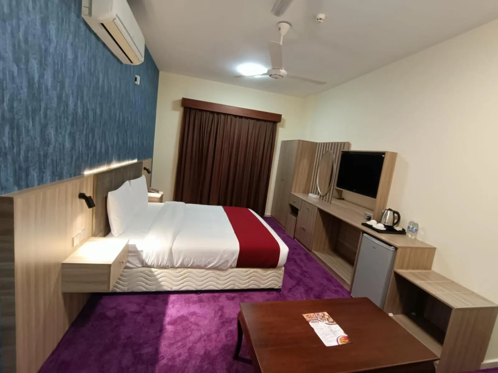 Photo of the whole room, Bed in ROYAL HOTEL