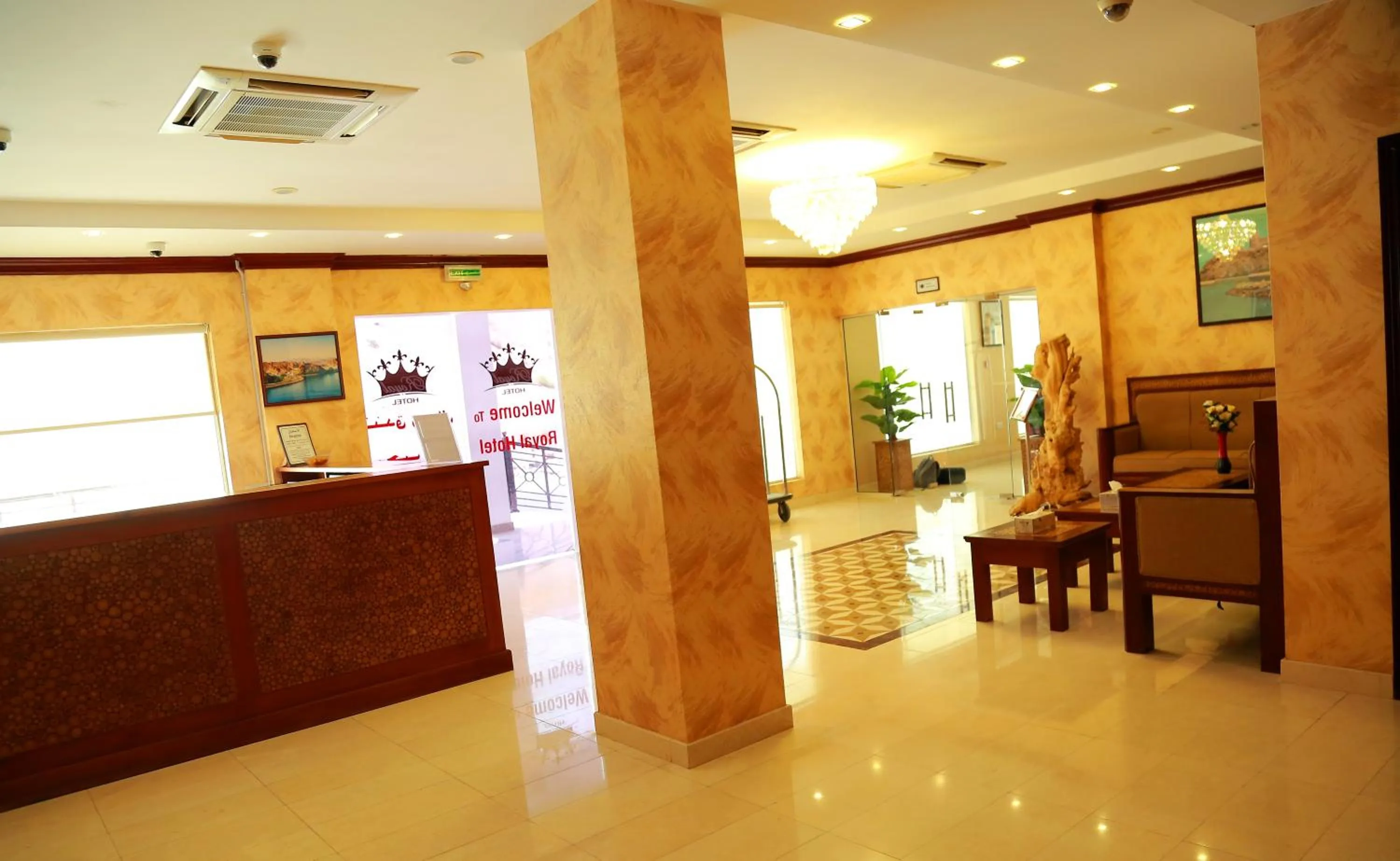 Lobby or reception in ROYAL HOTEL