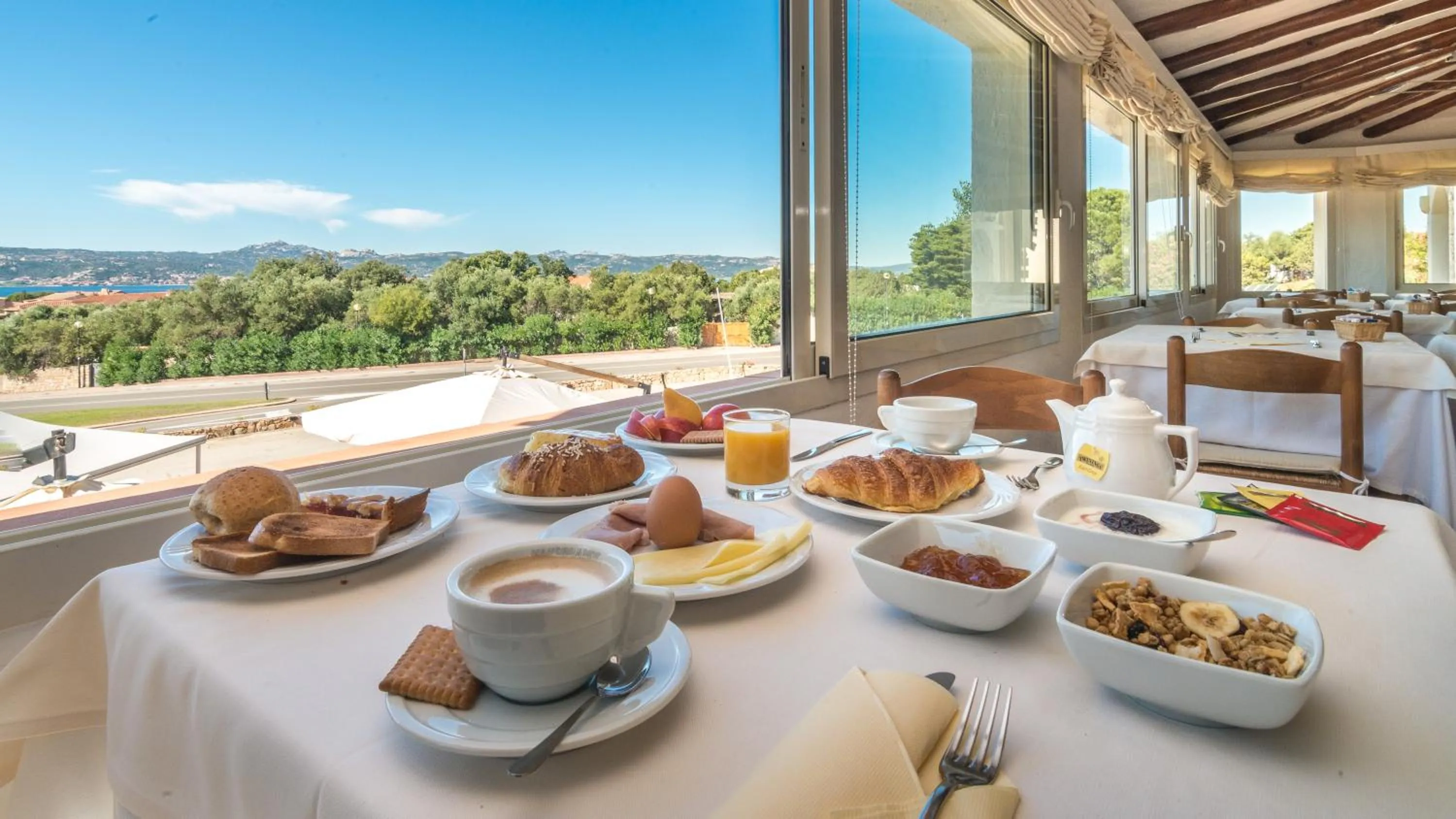 Buffet breakfast in Hotel 3 Botti