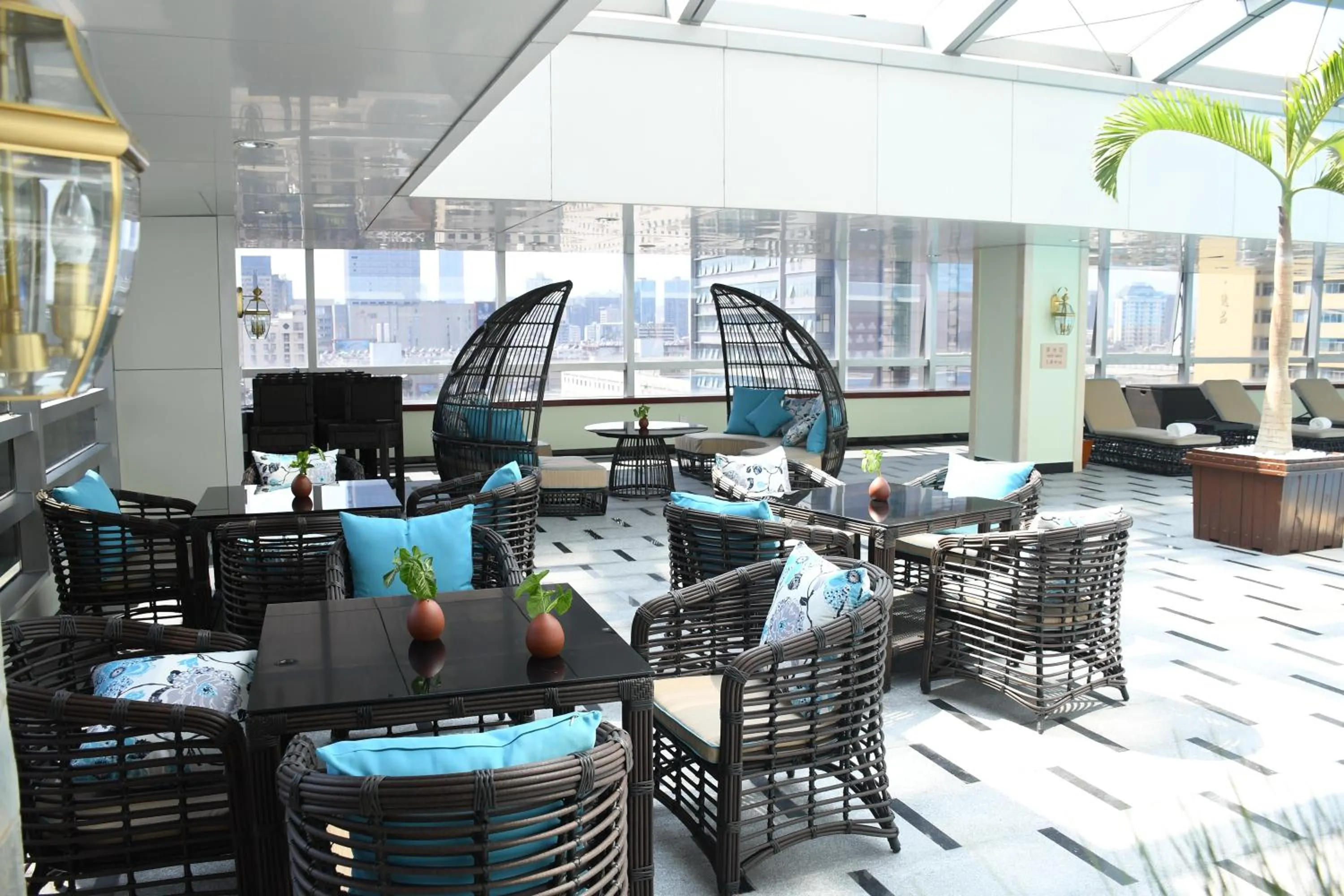 Restaurant/Places to Eat in Kai Wah Plaza Hotel