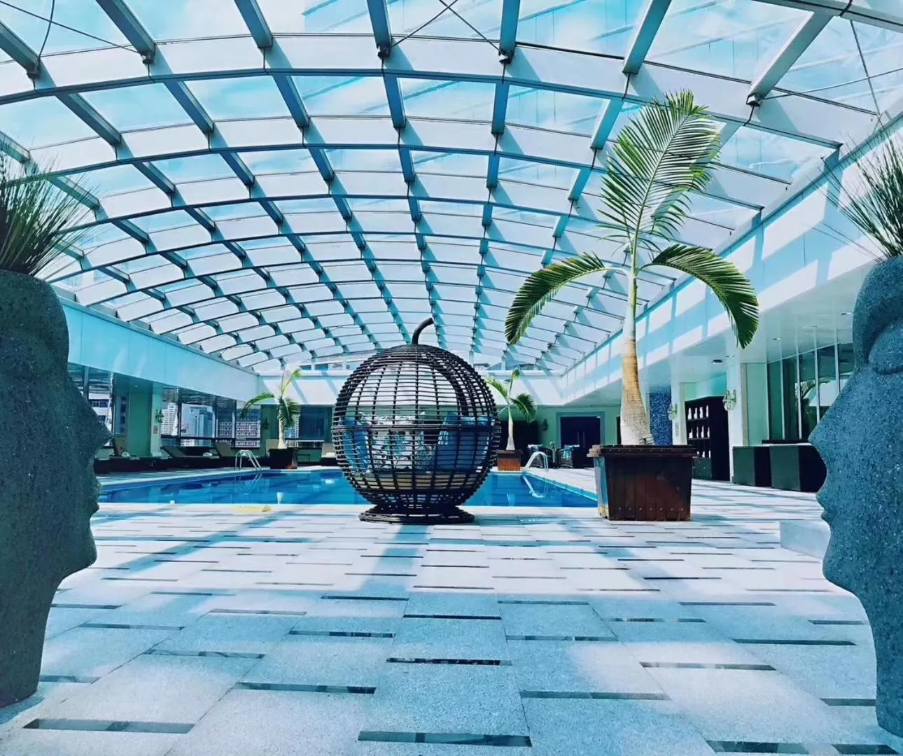 Swimming Pool in Kai Wah Plaza Hotel