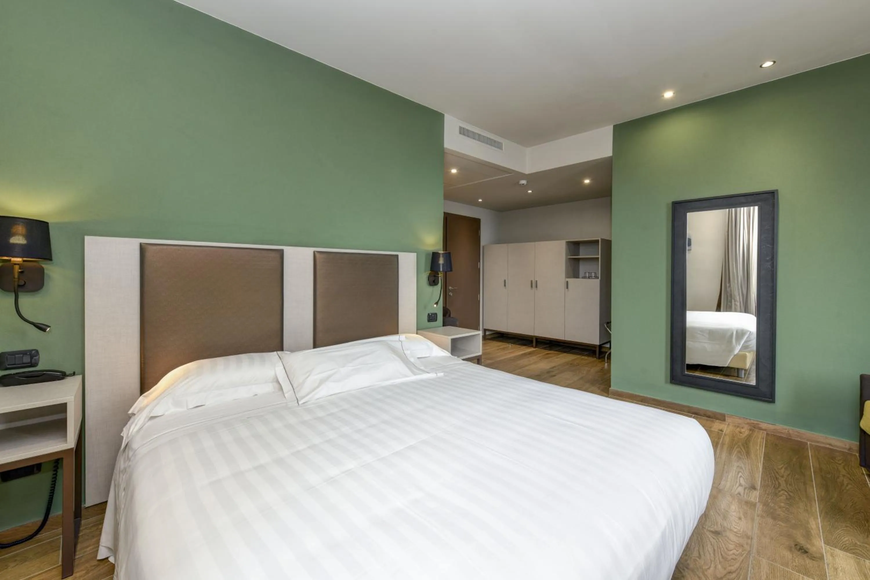 Bed in Hotel Tripoli