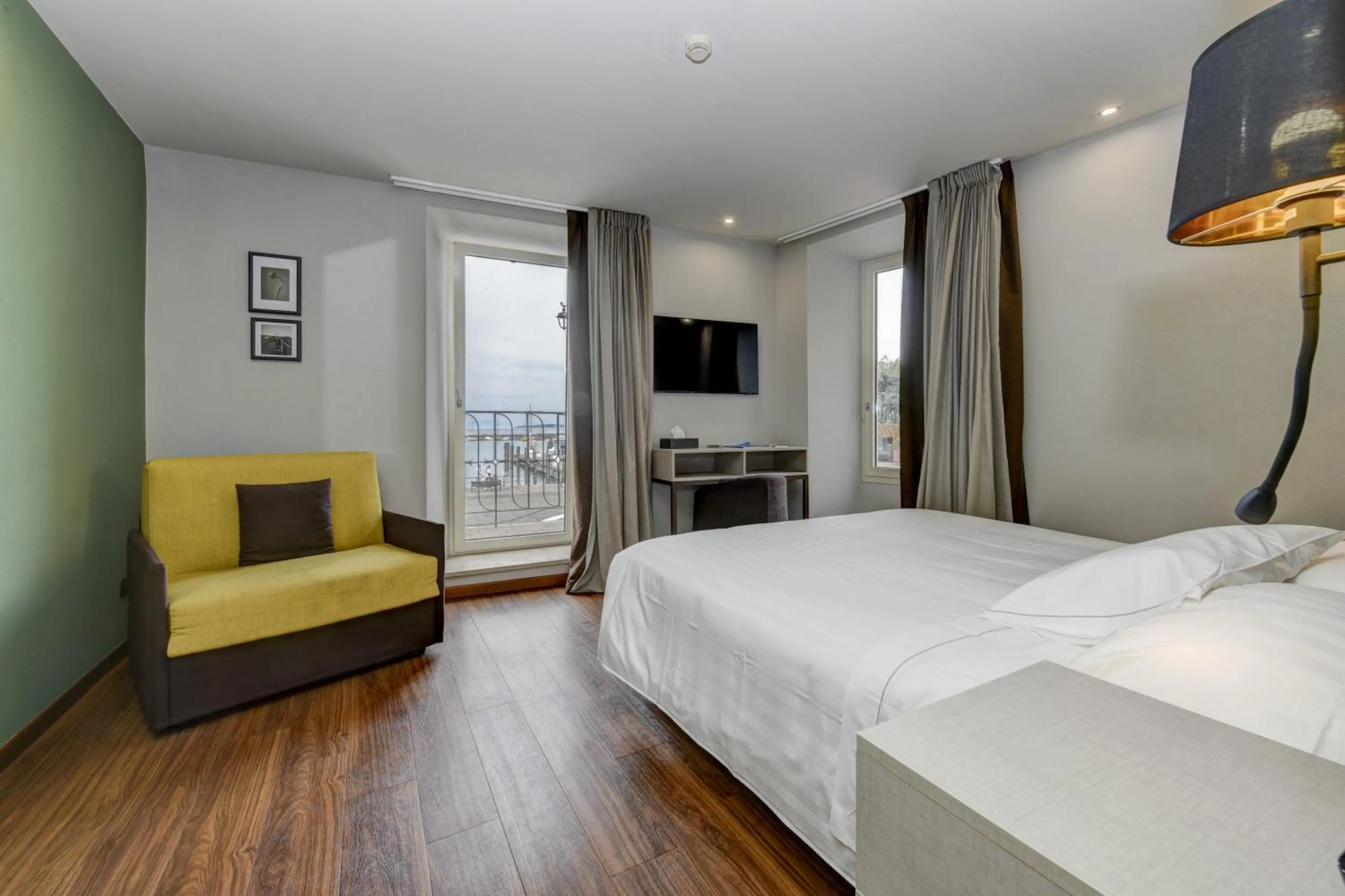 Bed in Hotel Tripoli