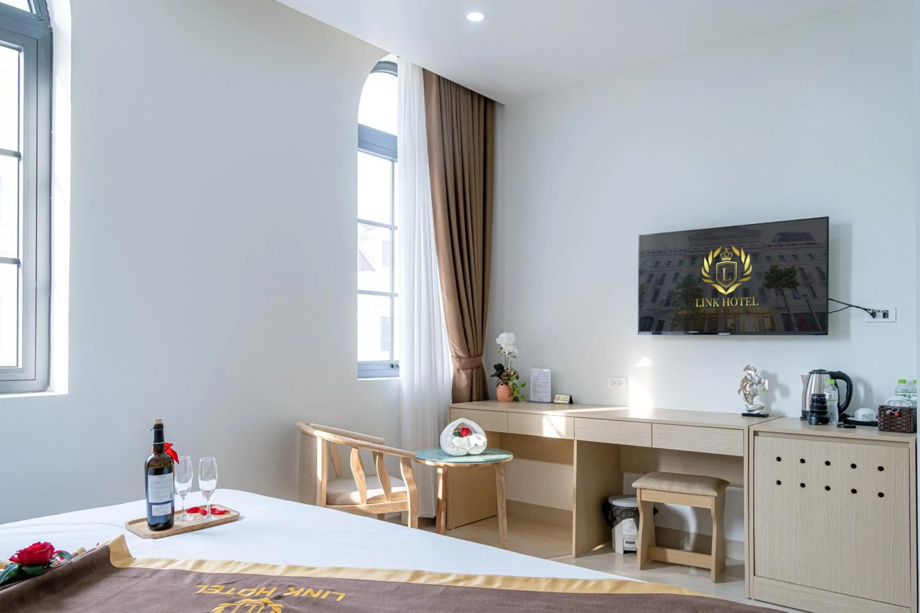 Photo of the whole room in LINK HOTEL Ha Long