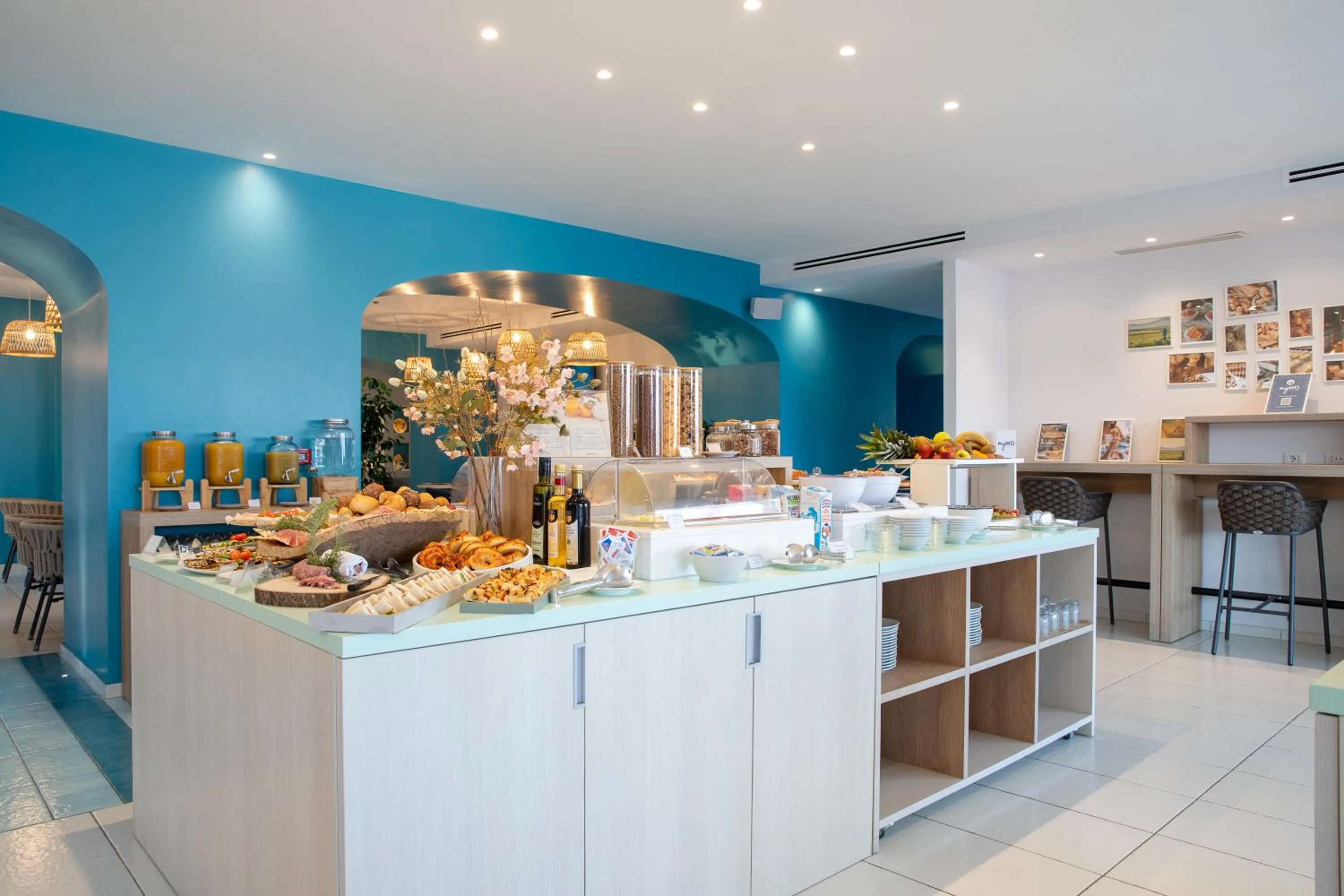 Breakfast in Best Western Hotel Blumarea