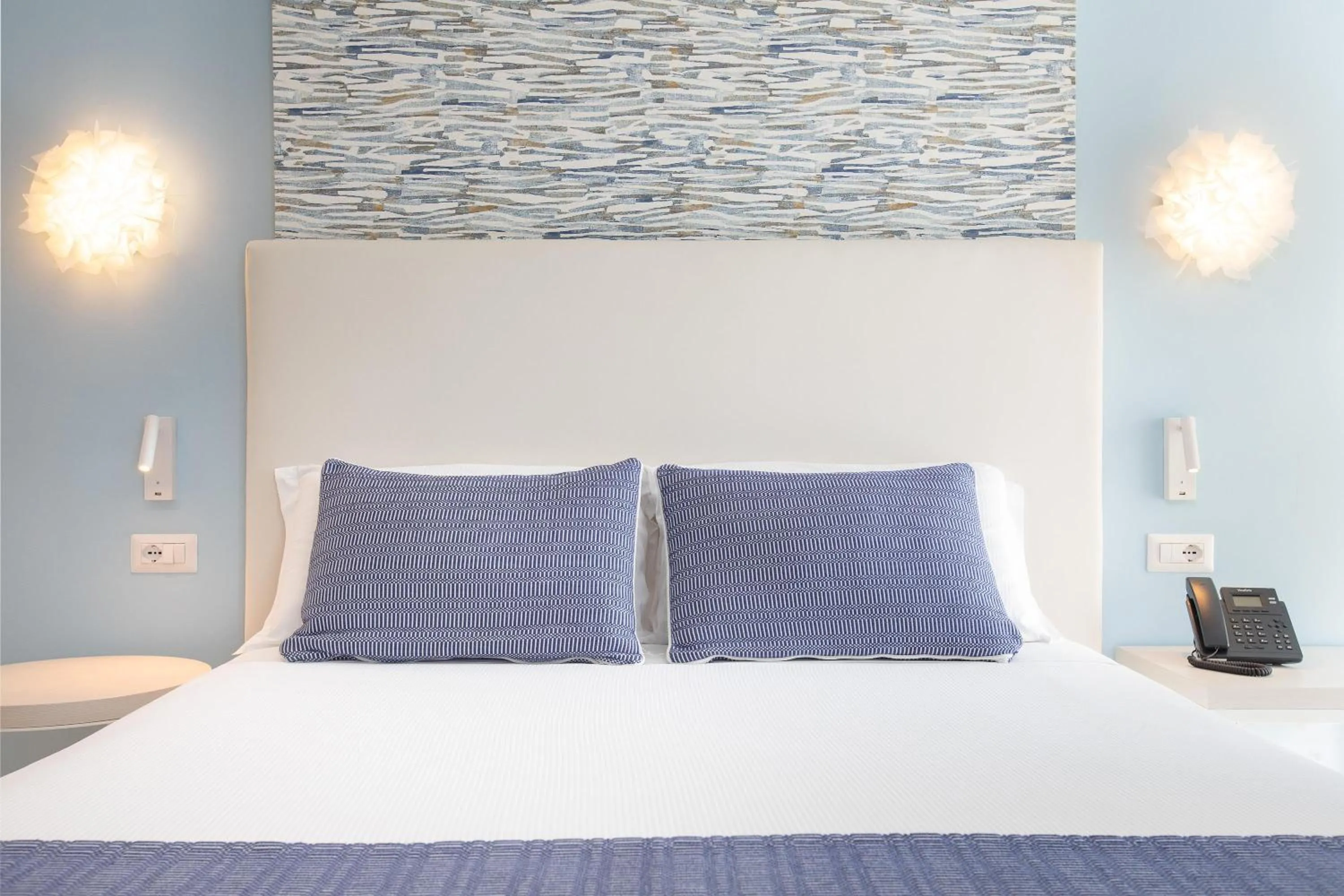 Bedroom, Bed in Best Western Hotel Blumarea