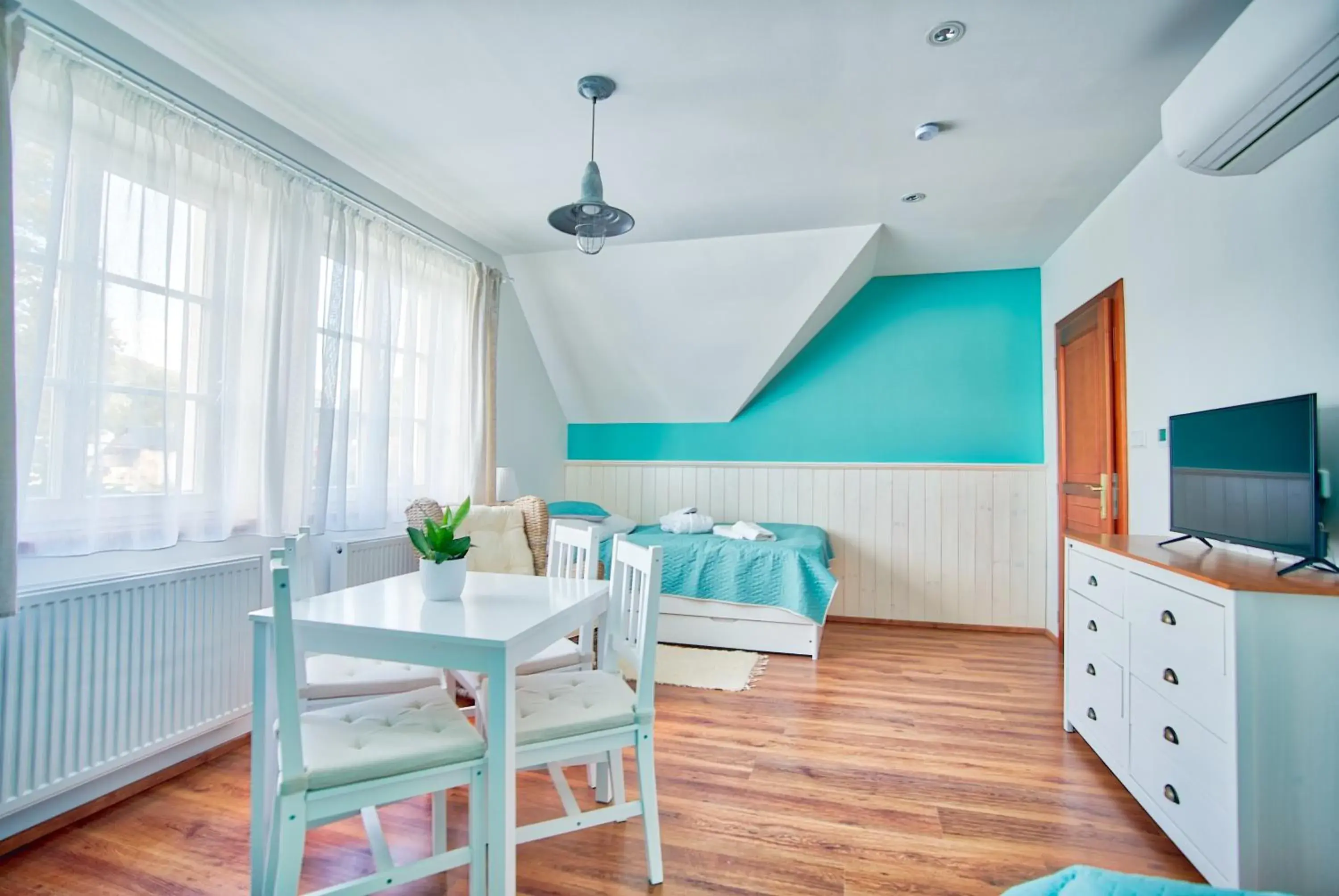 Family Room - single occupancy in Hotel U Pekaře - Jítravský Dvorec Family Room - single occupancy in Hotel U Pekaře - Jítravský Dvorec