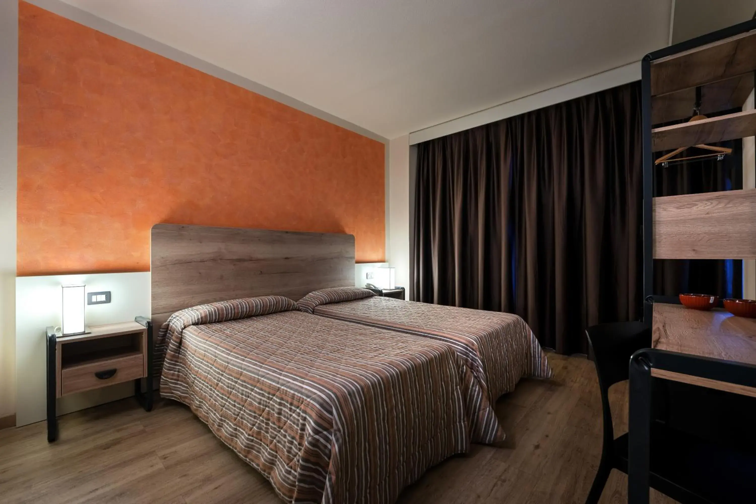 Standard Twin Room in Hotel Galilei Standard Twin Room in Hotel Galilei