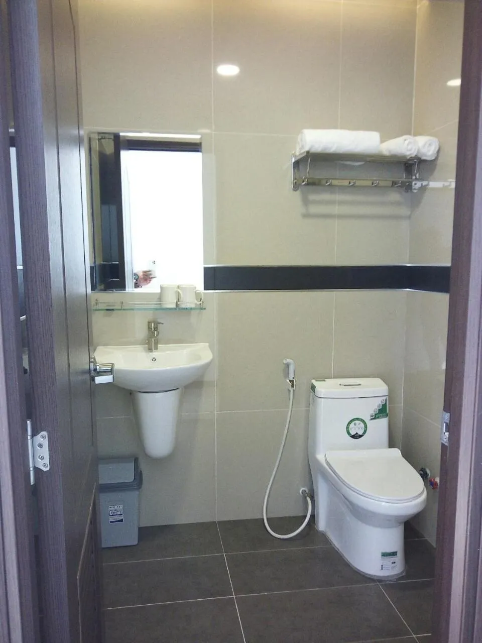 Shower in Hotel Hoa Nắng