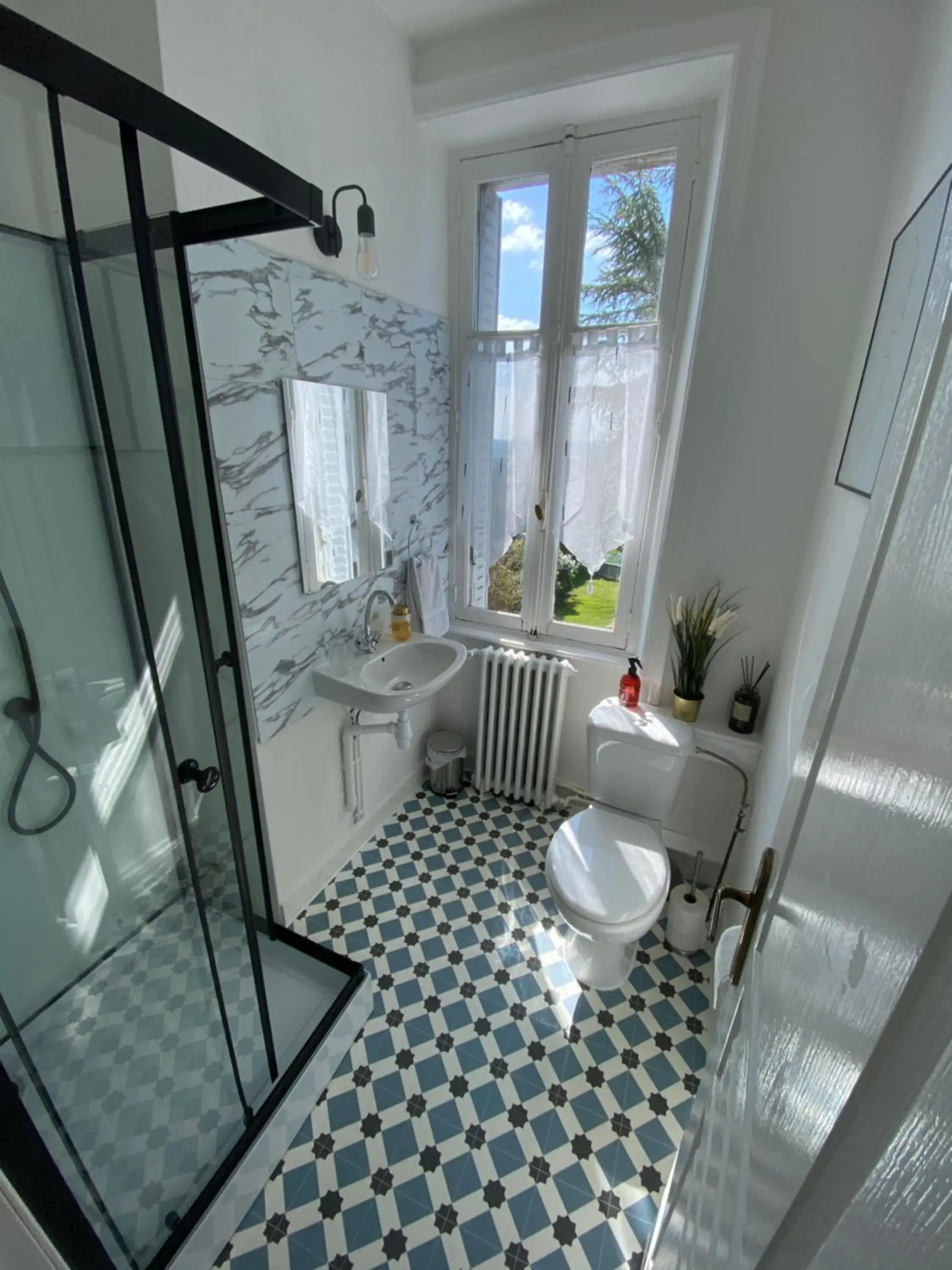 Family Room with Balcony in Maison de Montgibaud Family Room with Balcony in Maison de Montgibaud