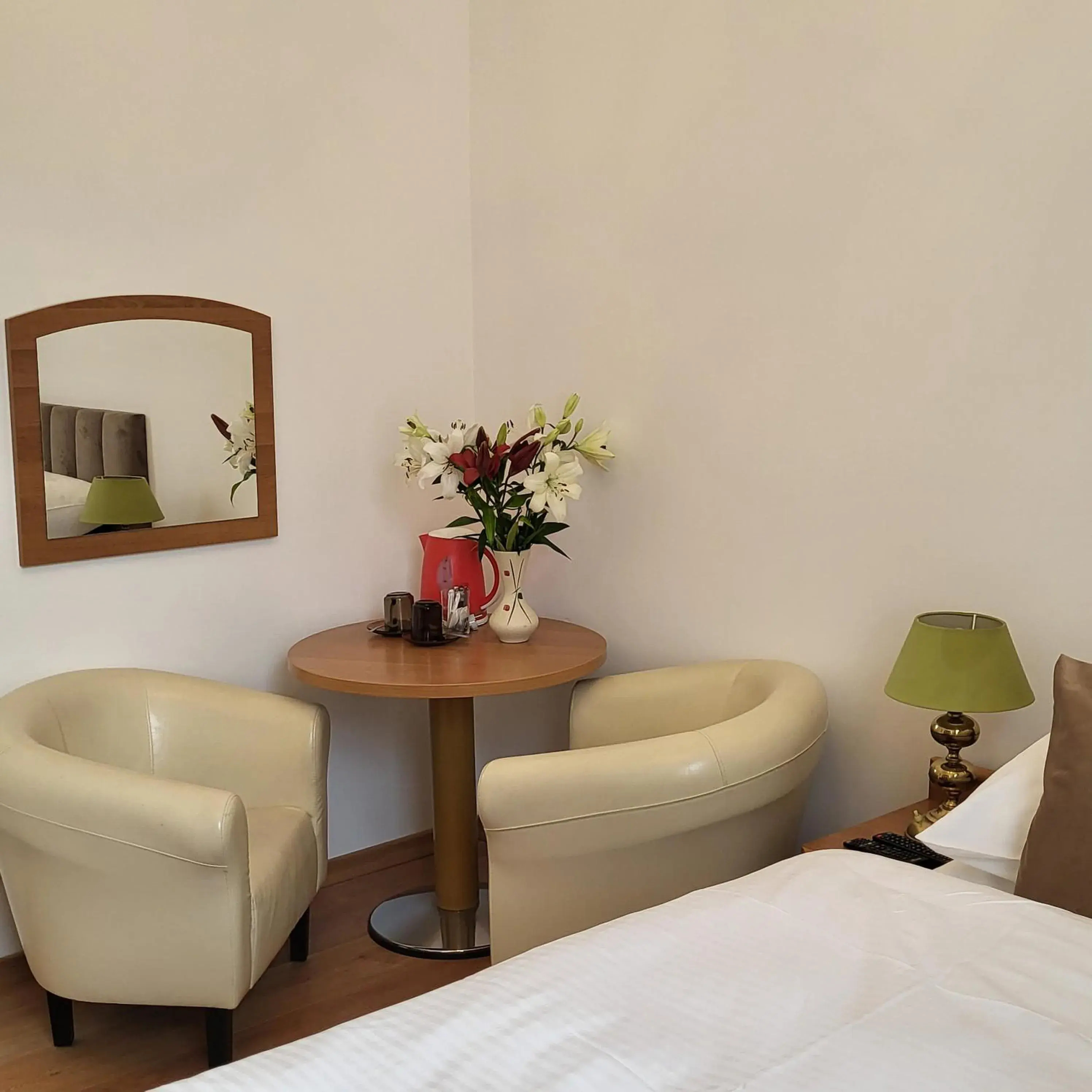 Twin Room with Bathroom in Pałacyk Srebrna Fala Twin Room with Bathroom in Pałacyk Srebrna Fala