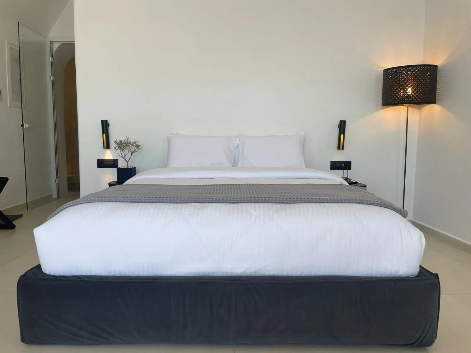 Bedroom, Bed in Imera Vista Suites