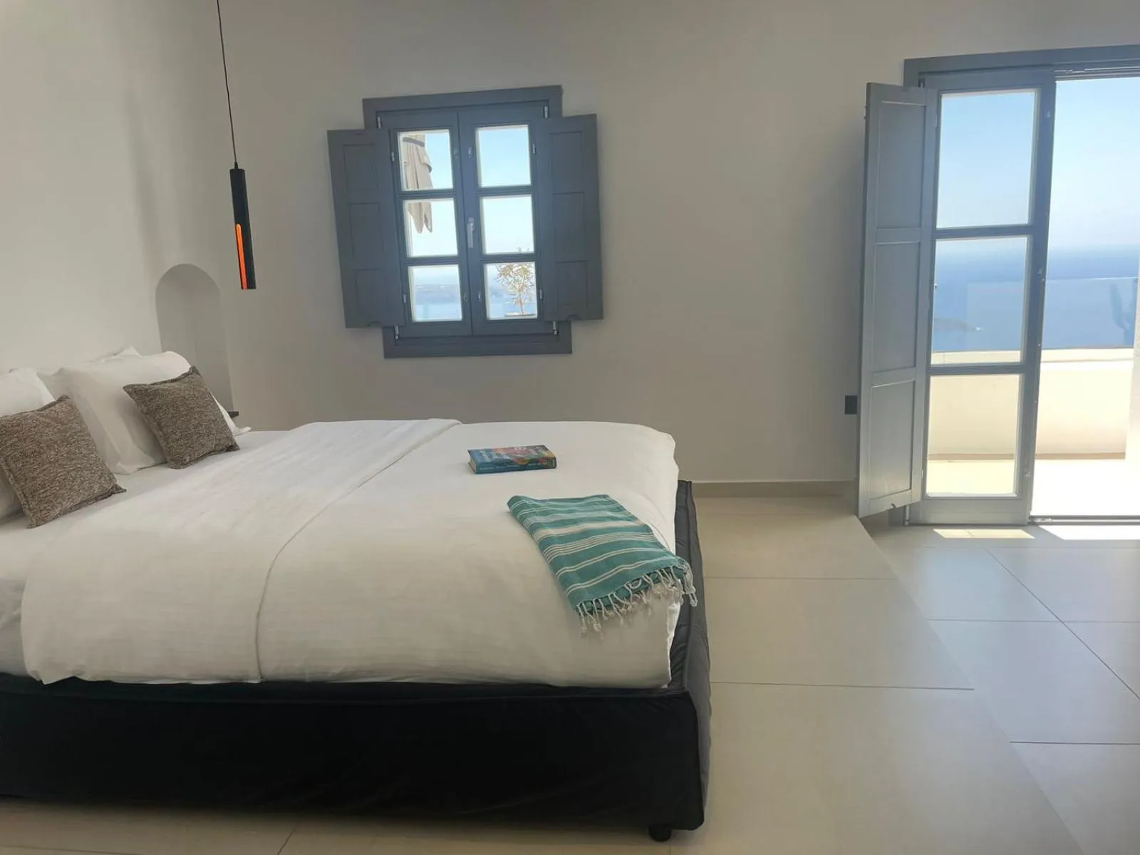 Bedroom, Bed in Imera Vista Suites