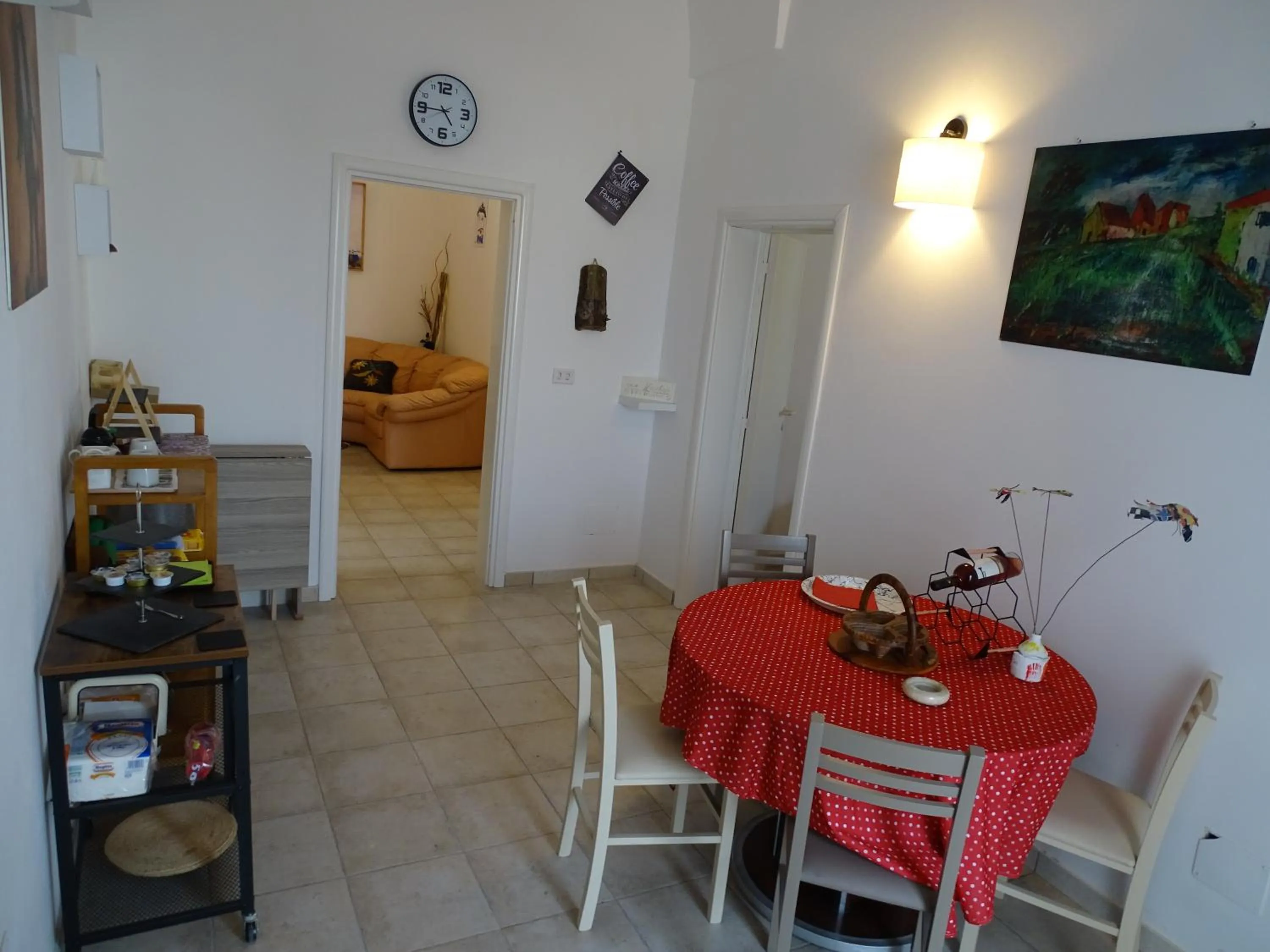 Restaurant/places to eat in Casa Marchese