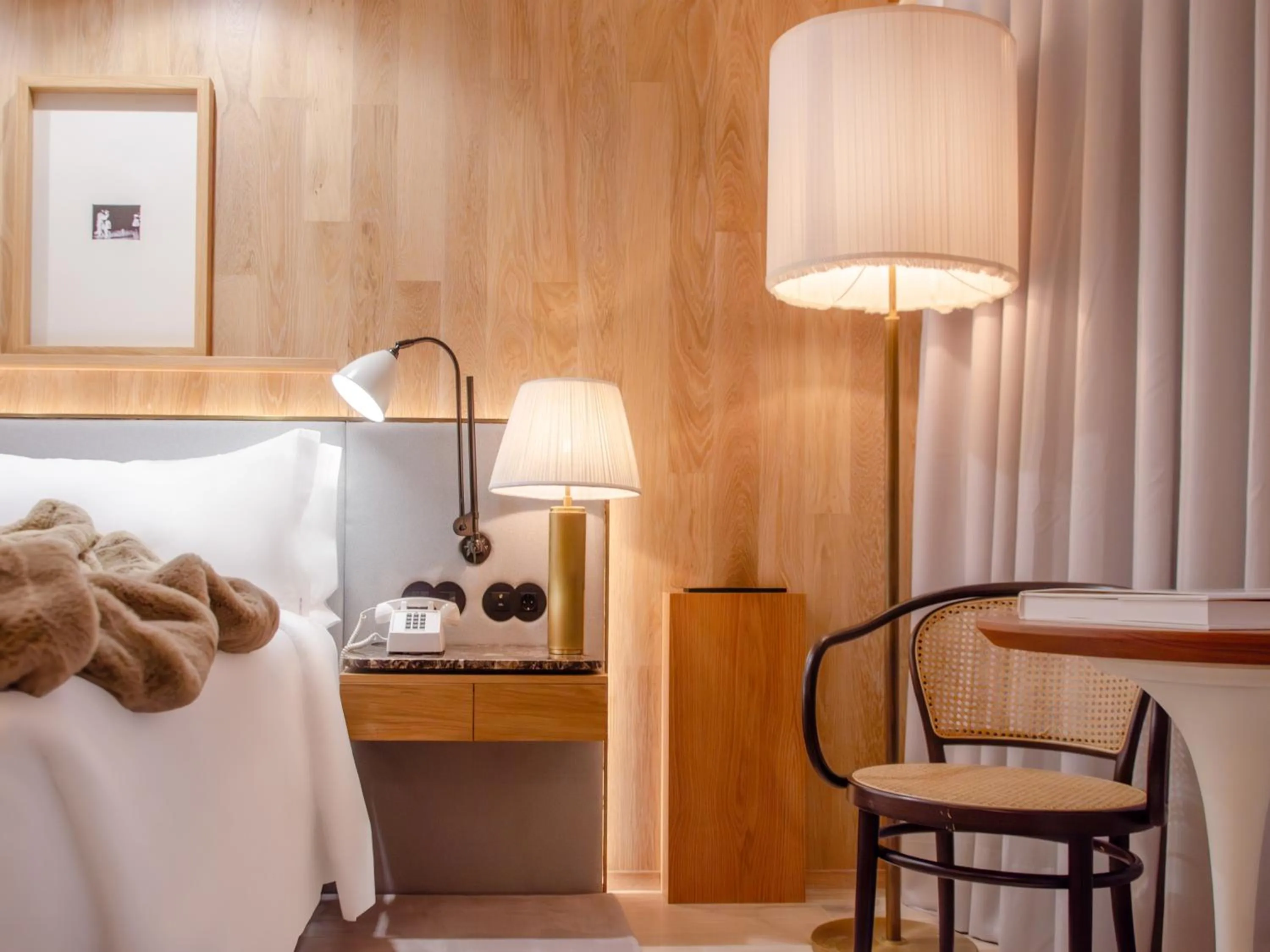 Bed in Browns Avenue Hotel