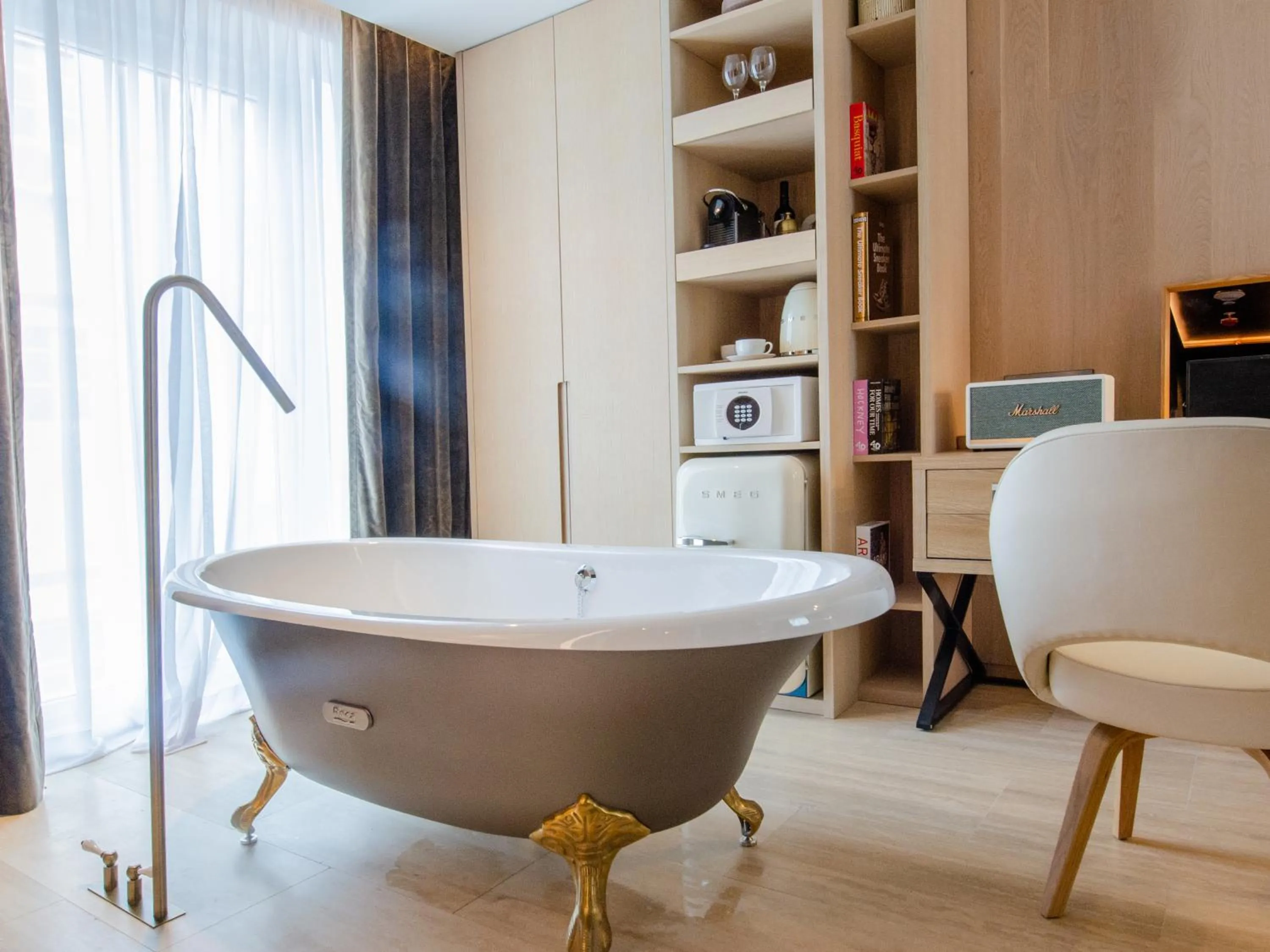 Decorative detail in Browns Avenue Hotel