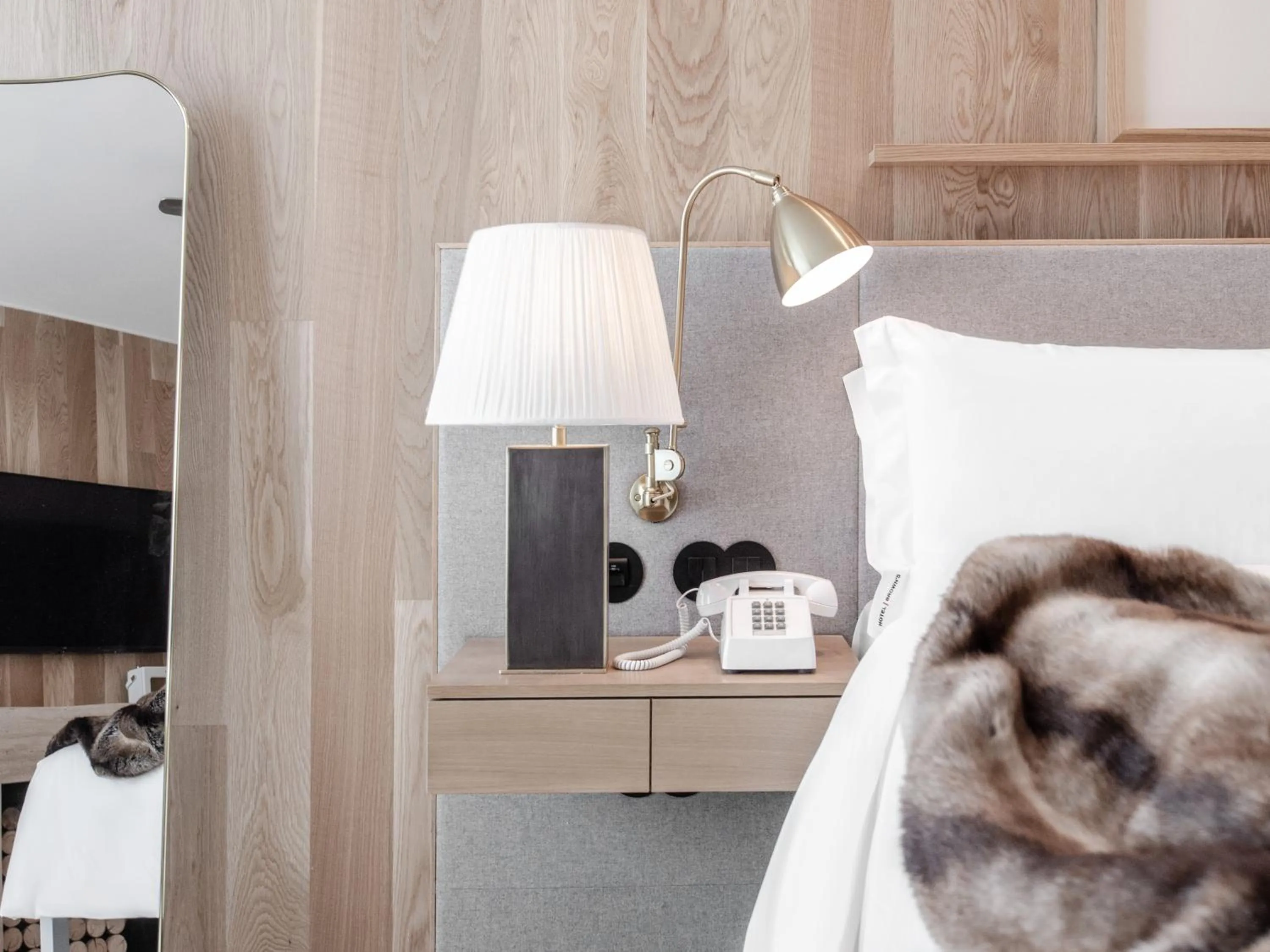 Bed in Browns Avenue Hotel