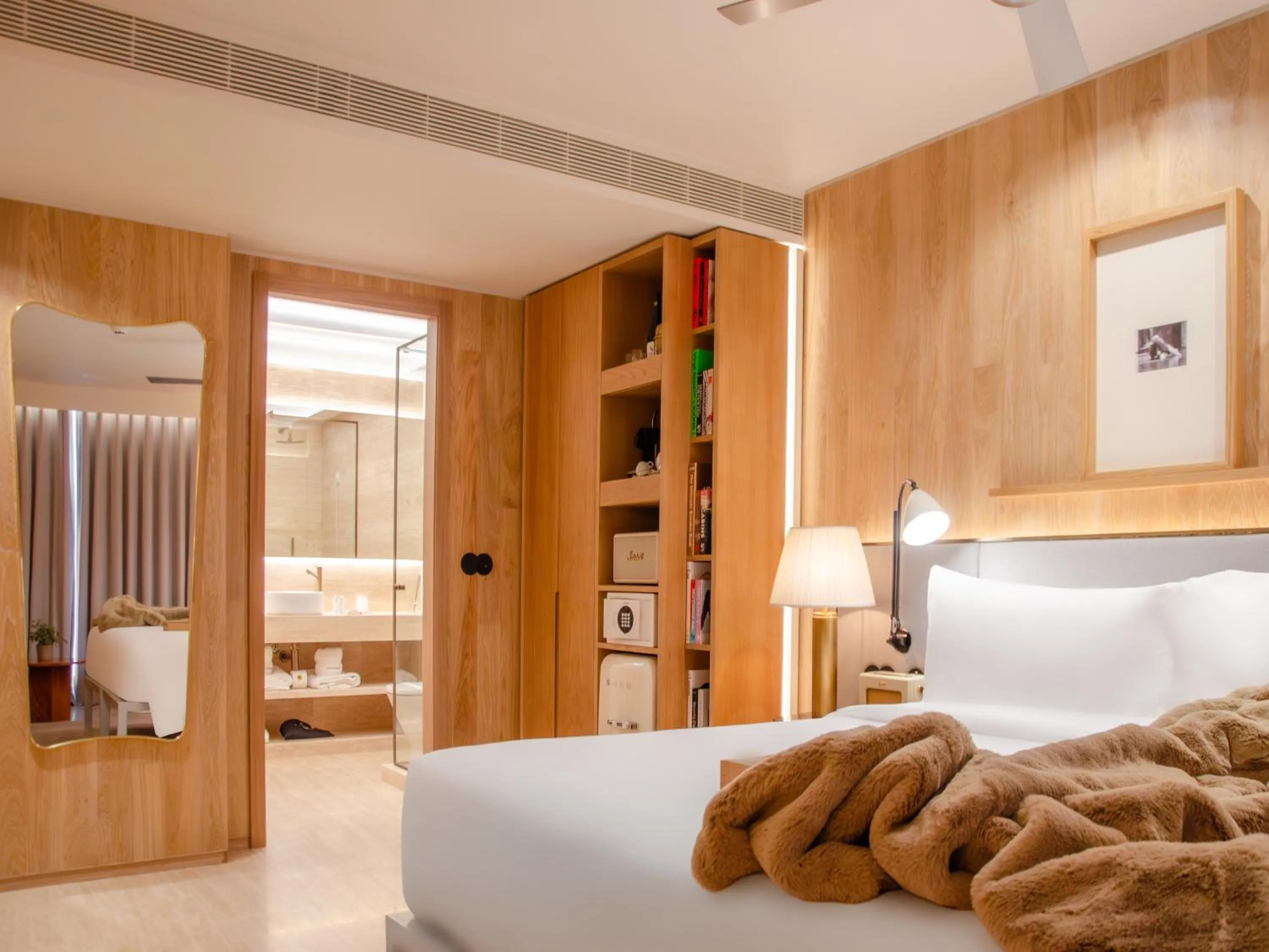 Bed in Browns Avenue Hotel