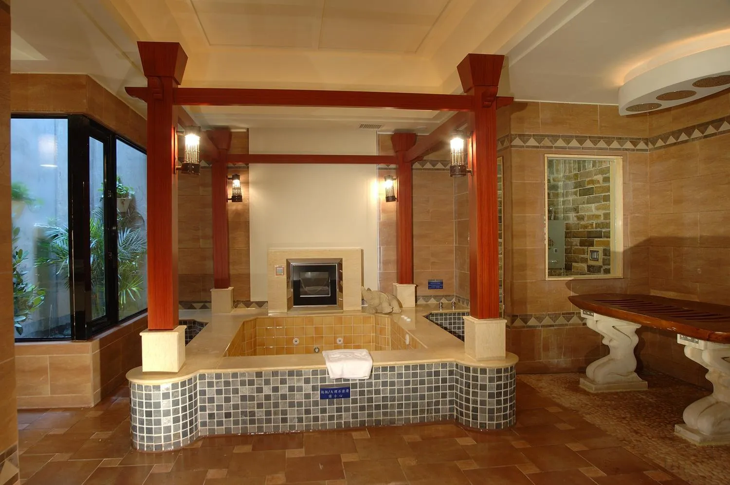 Bathroom in Seasons Boutique Motel