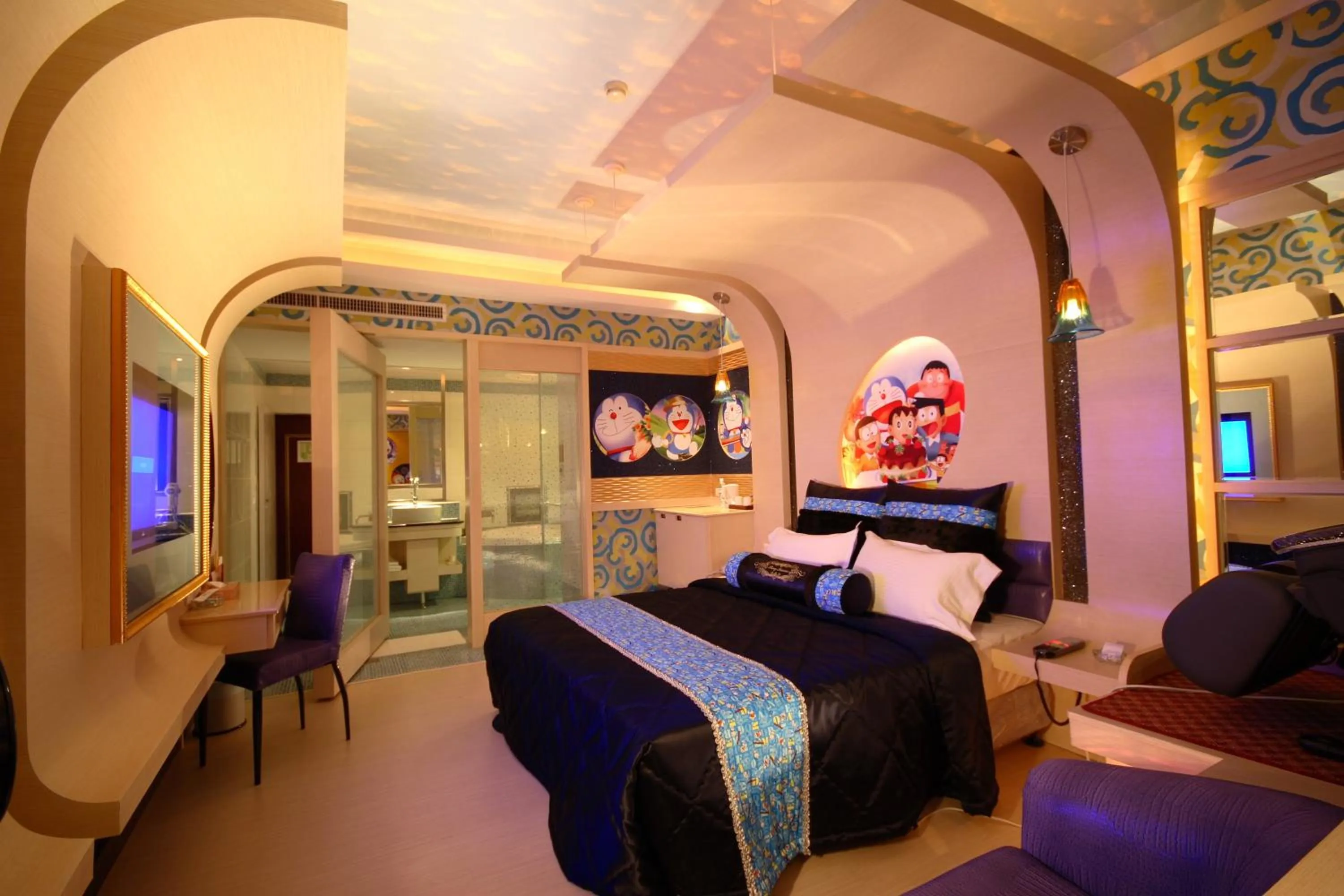 Photo of the whole room, Bed in Shiny Seasons Motel