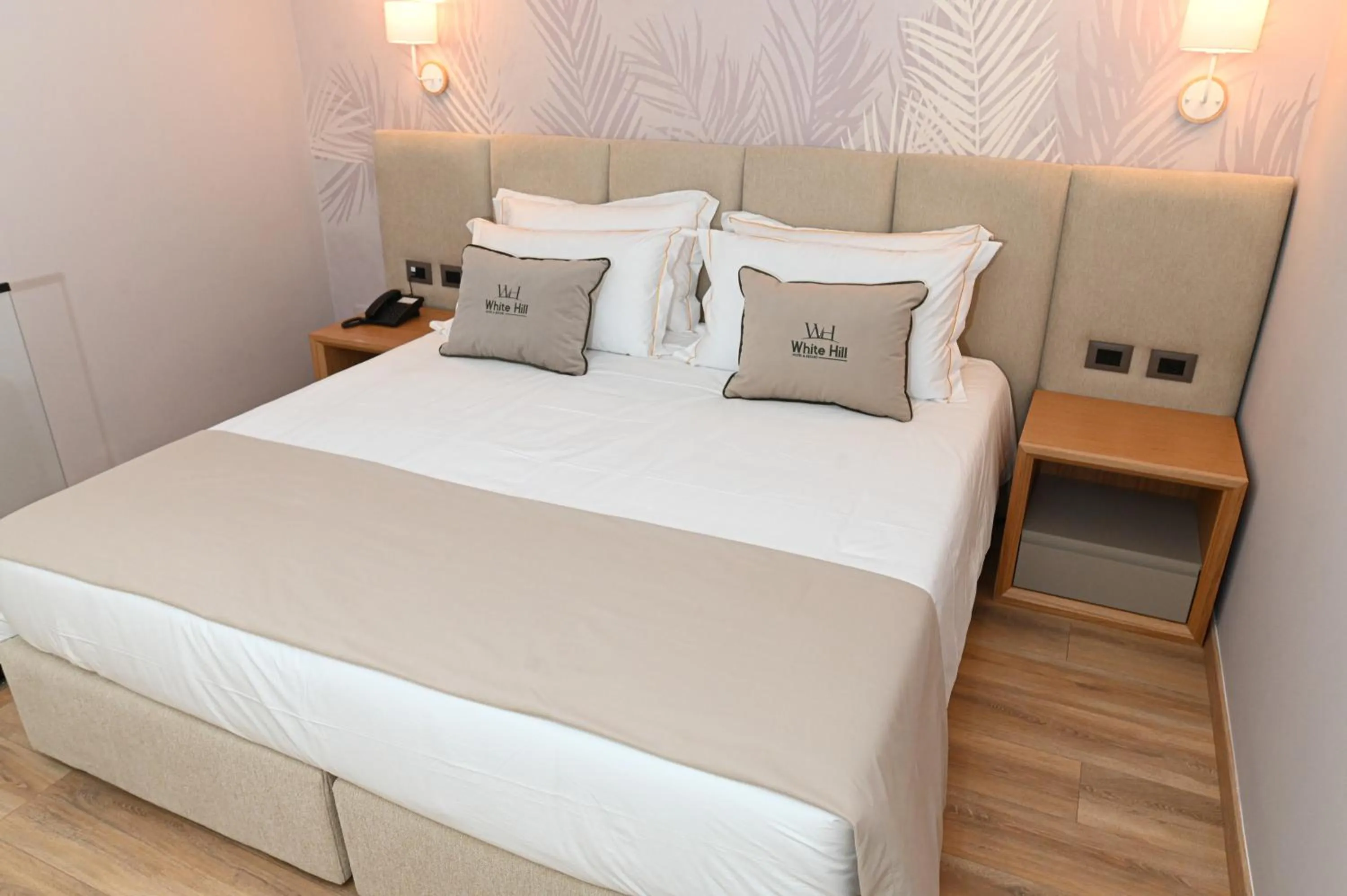 Bed in White Hill Hotel, SPA & Conferences