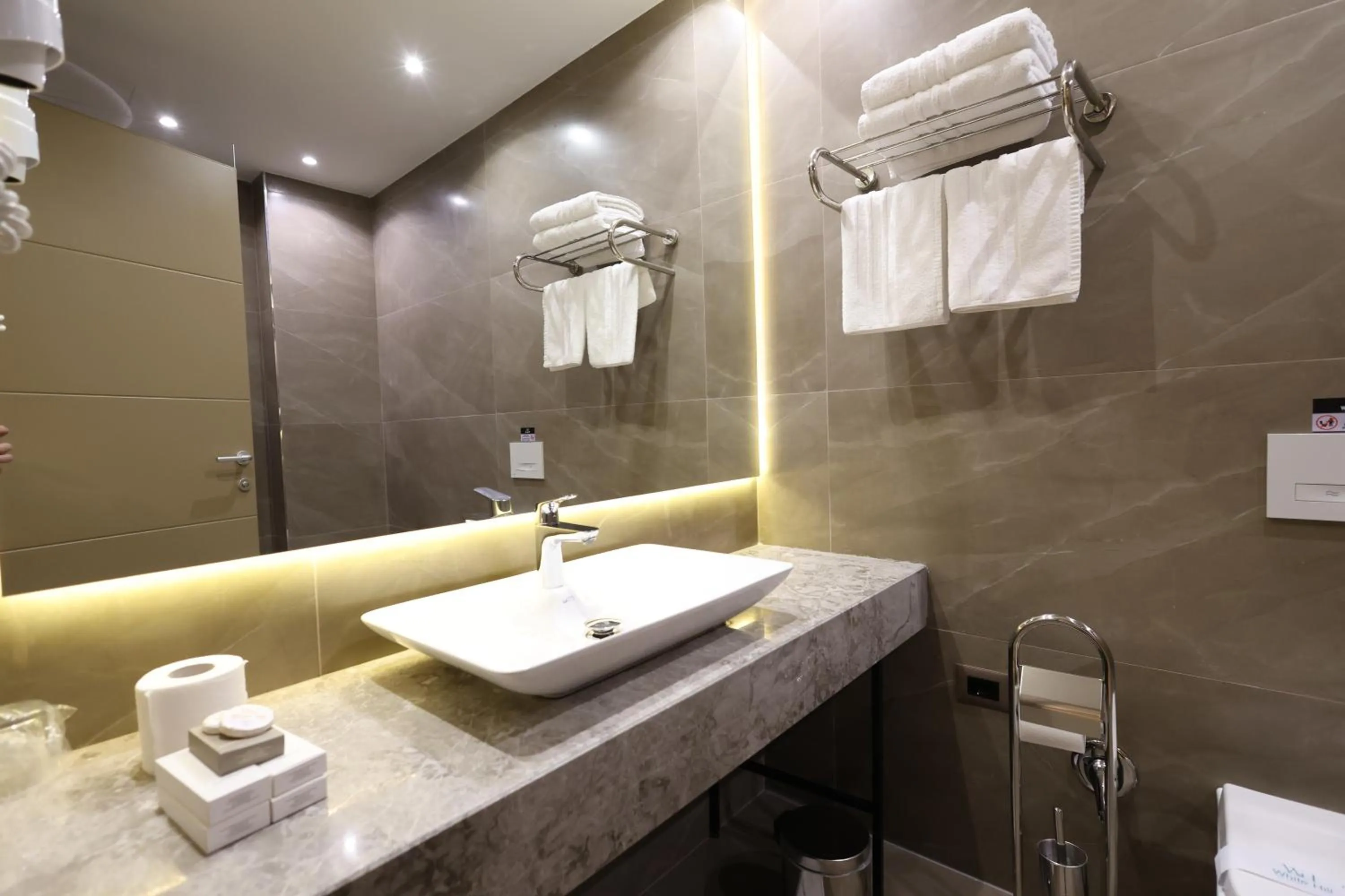 Toilet in White Hill Hotel, SPA & Conferences