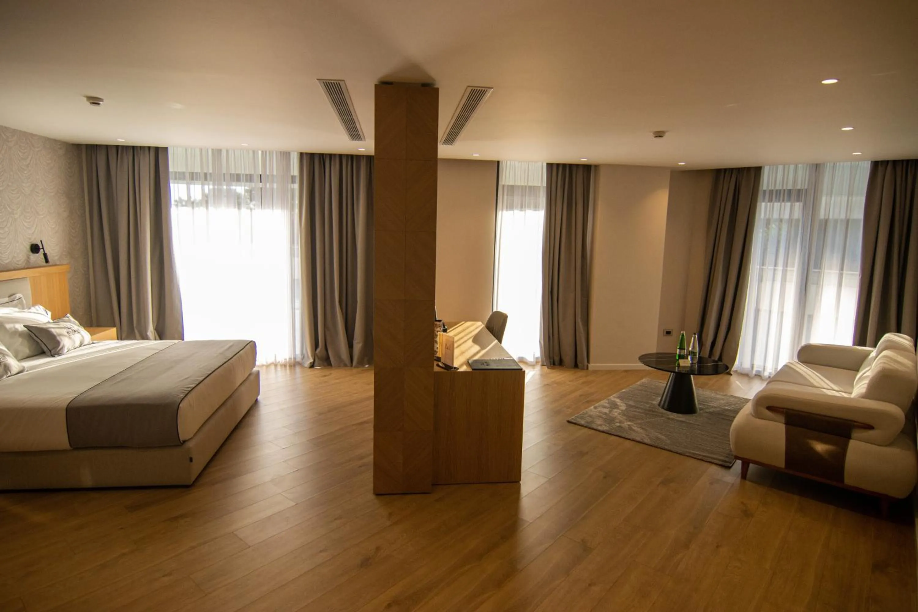 Bedroom, Bed in White Hill Hotel, SPA & Conferences