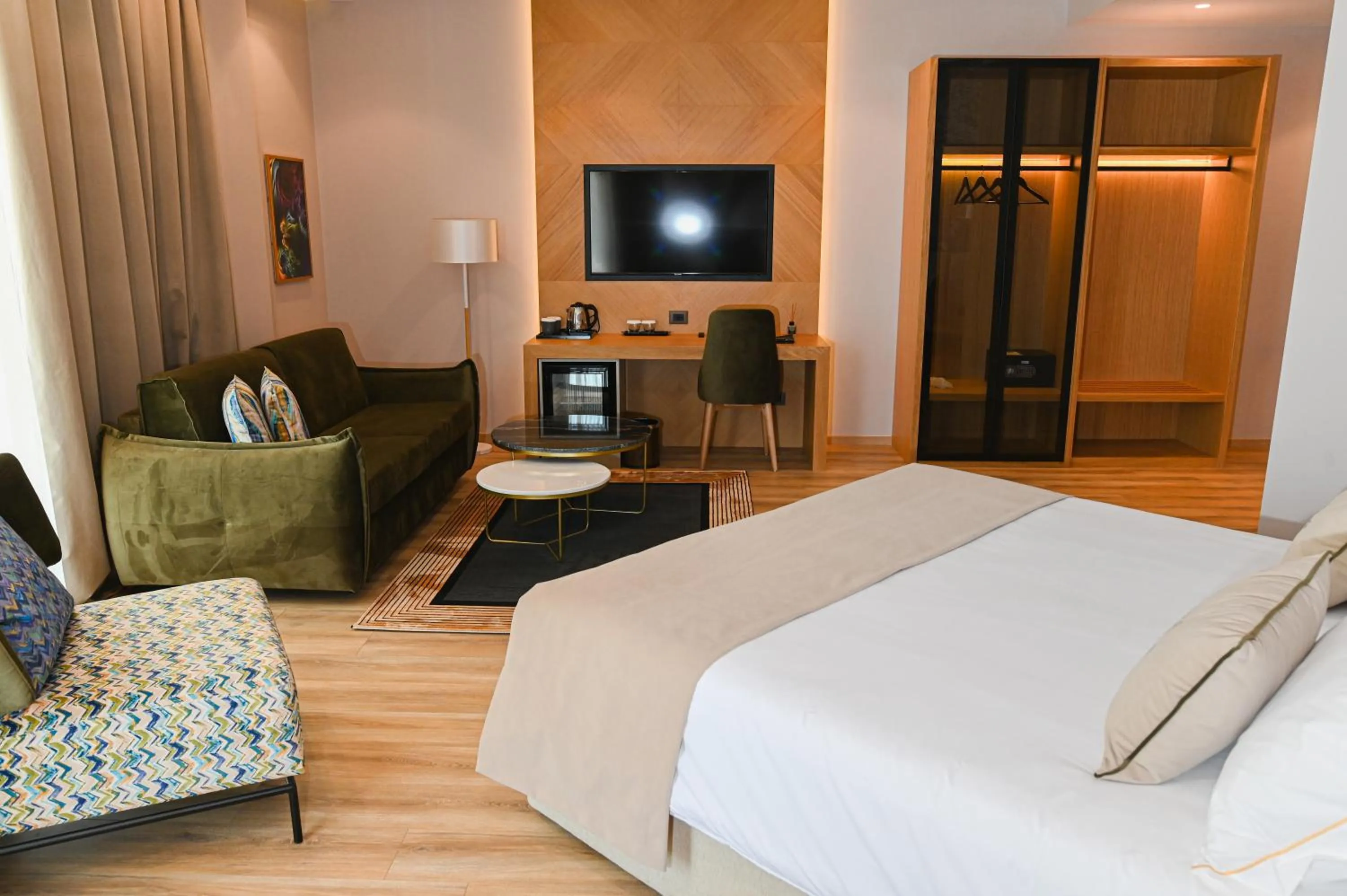 TV and multimedia, Bed in White Hill Hotel, SPA & Conferences