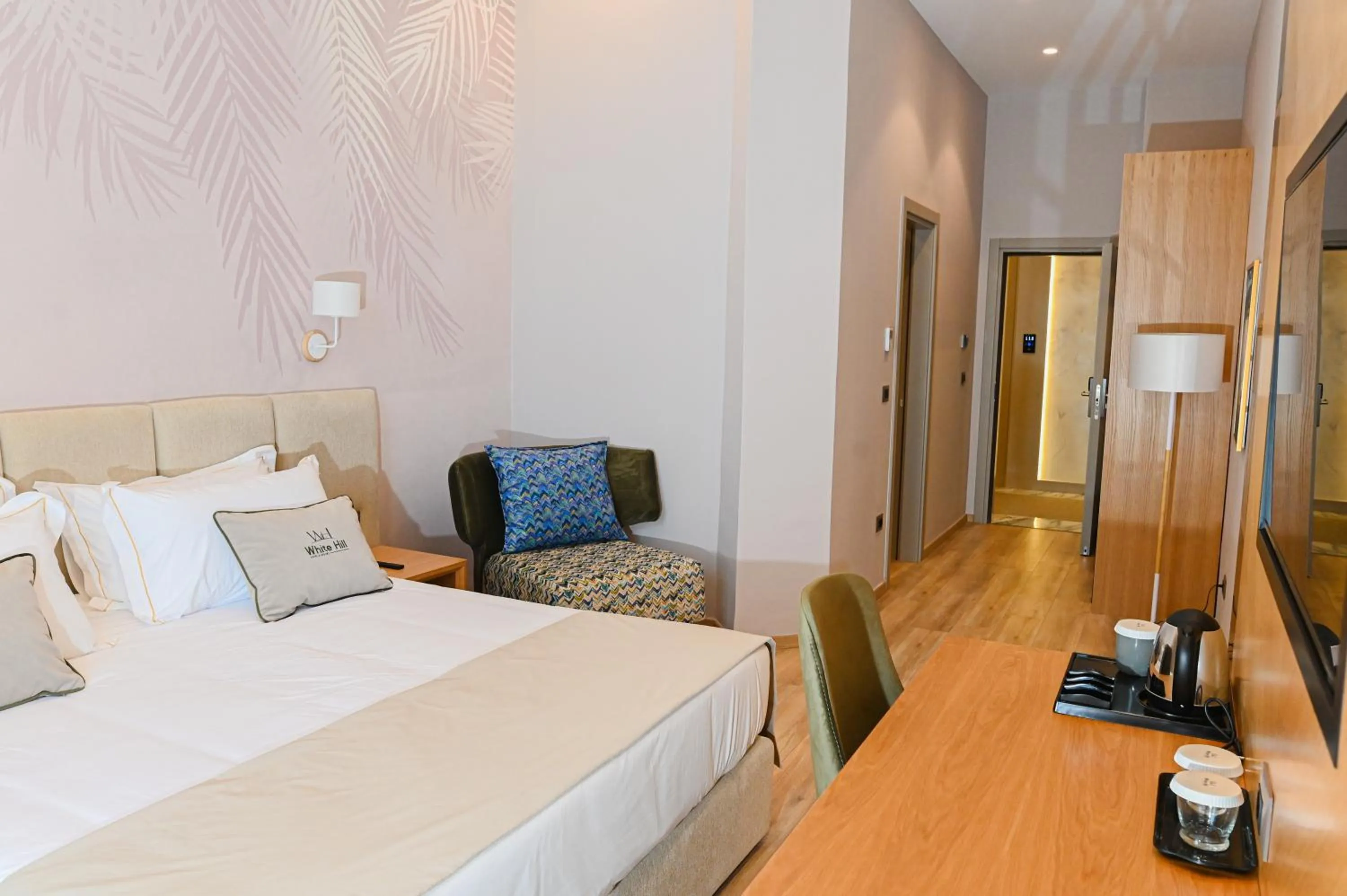 Photo of the whole room, Bed in White Hill Hotel, SPA & Conferences