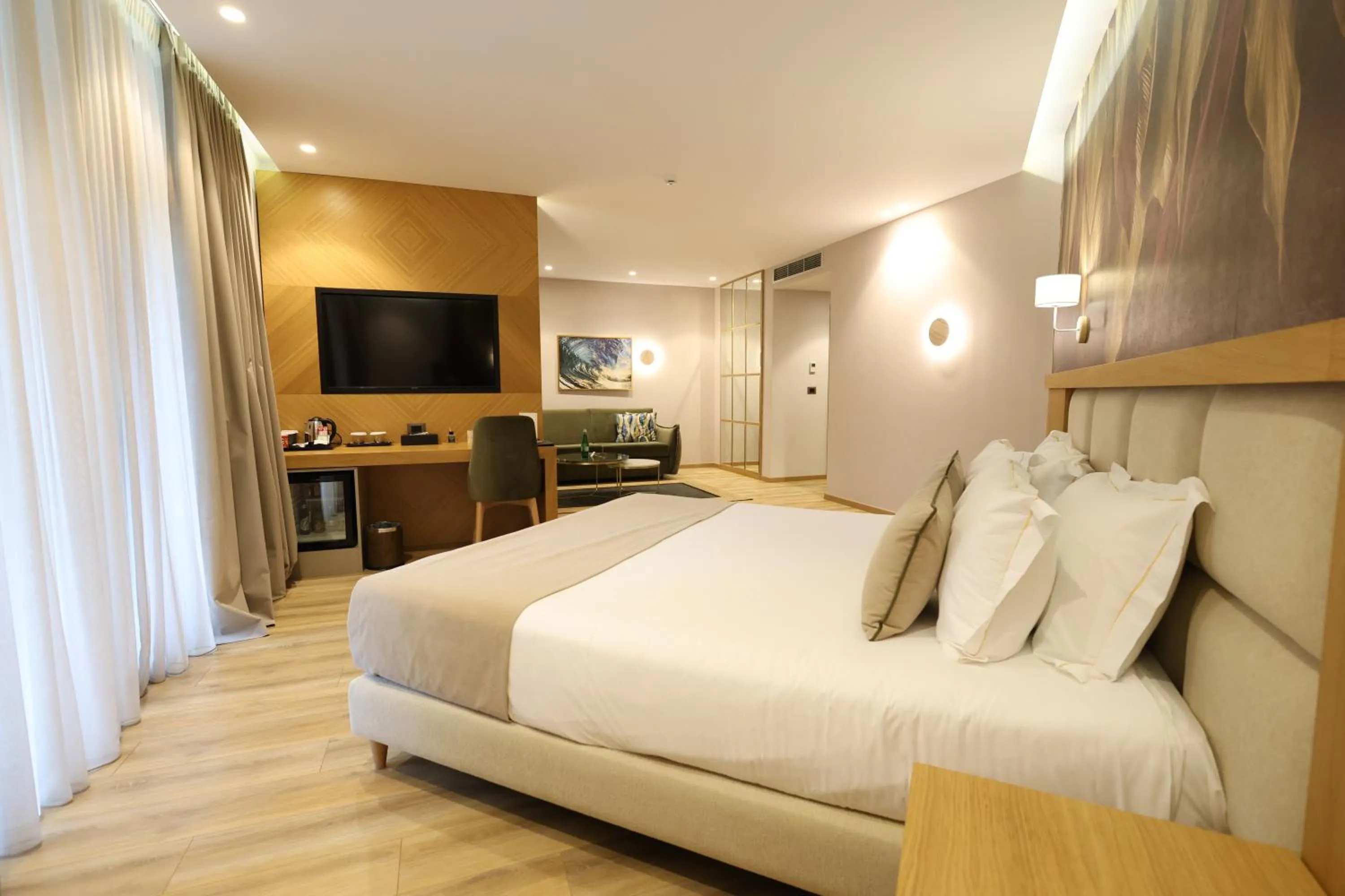 Bed in White Hill Hotel, SPA & Conferences