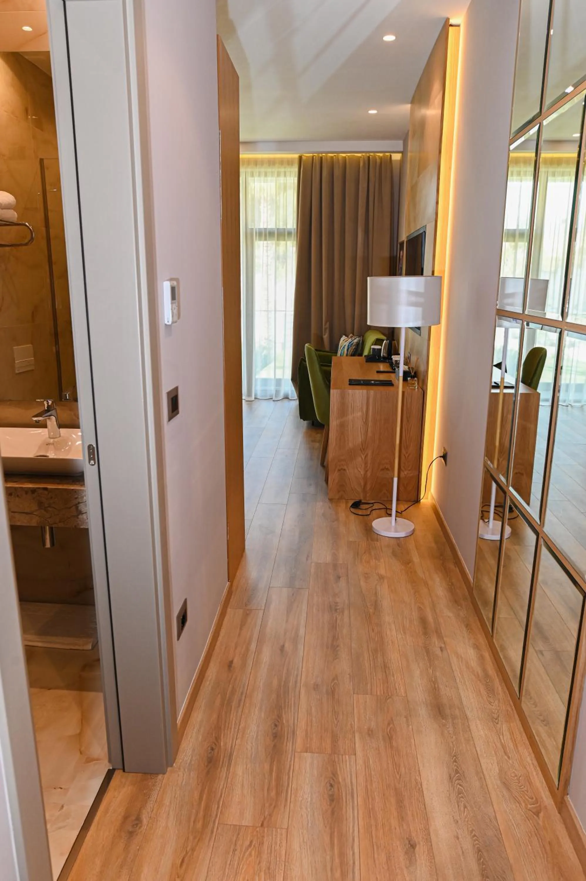 Seating area in White Hill Hotel, SPA & Conferences